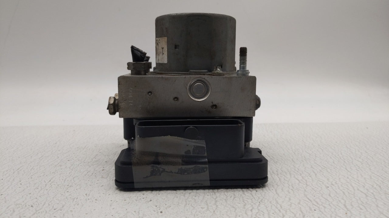 2013-2014 Ford Taurus ABS Pump Control Module Replacement P/N:DG13-2C405-A DG13-2C405-AD, DG13-2C405-AE Fits Fits 2013 2014 