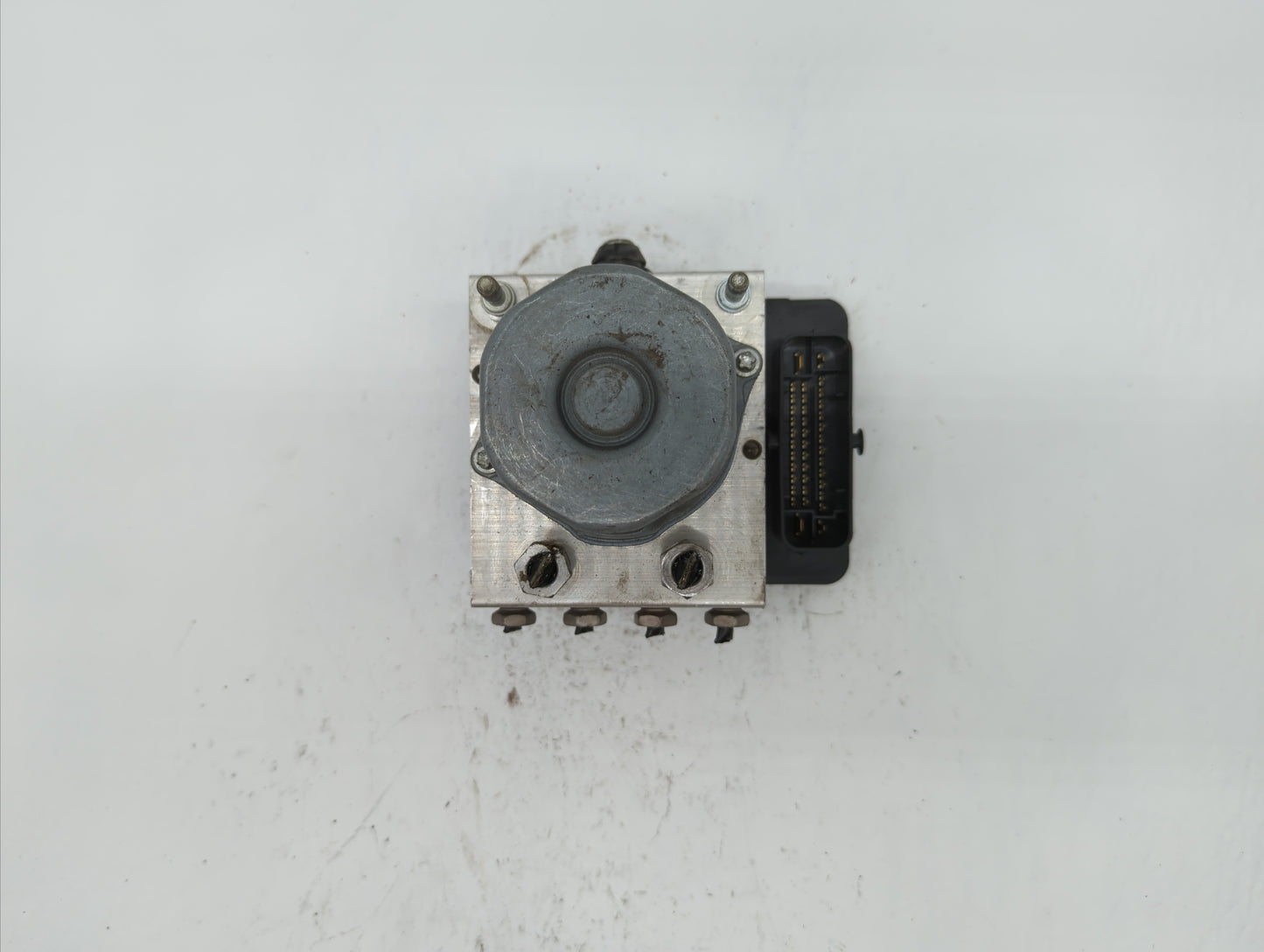 2013-2014 Ford Taurus ABS Pump Control Module Replacement P/N:DG13-2C405-AG Fits Fits 2013 2014 OEM Used Auto Parts - Oemuse