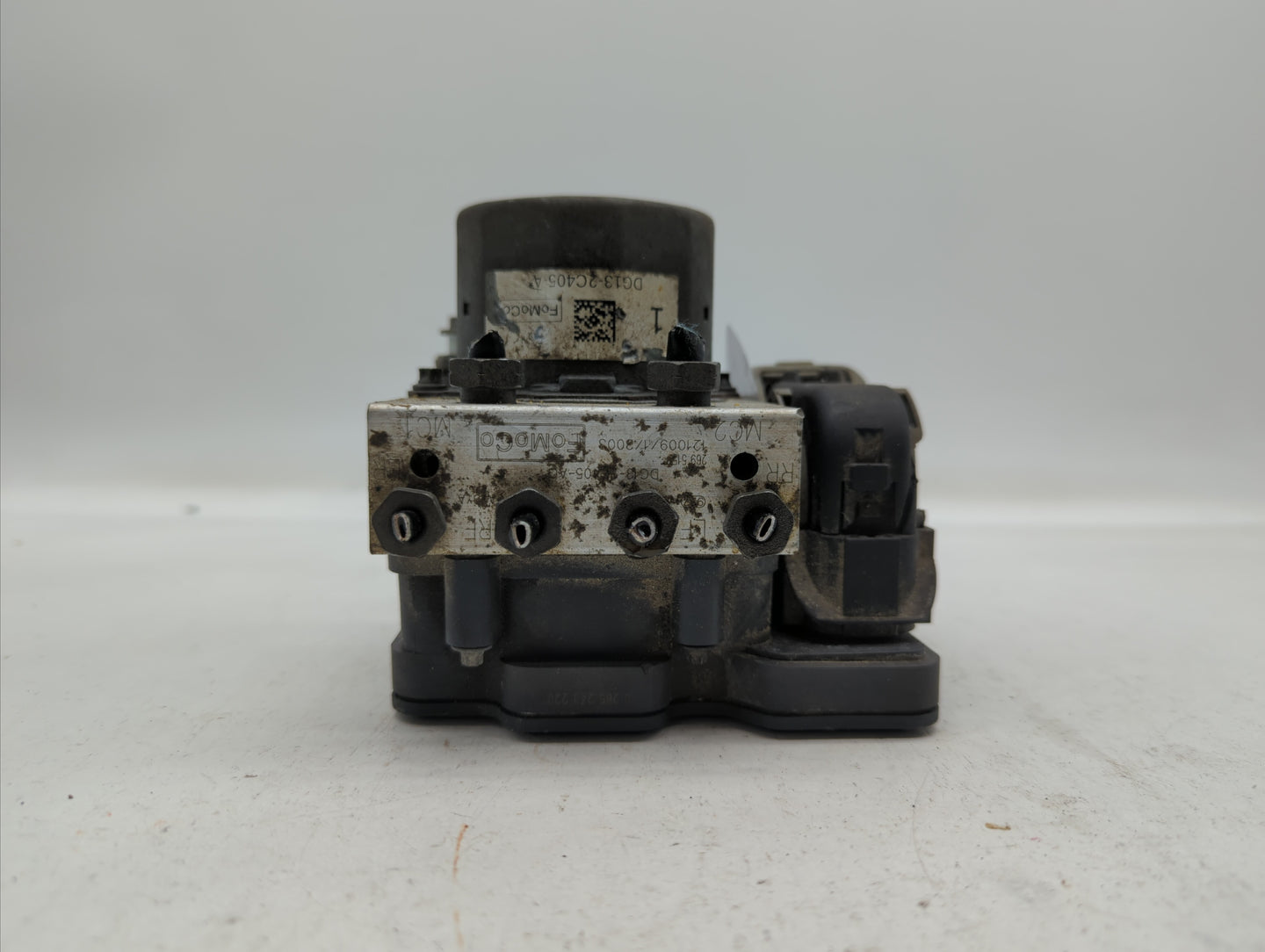 2013-2014 Ford Taurus ABS Pump Control Module Replacement P/N:DG13-2C405-AG DG13-2C405-A Fits Fits 2013 2014 OEM Used Auto P
