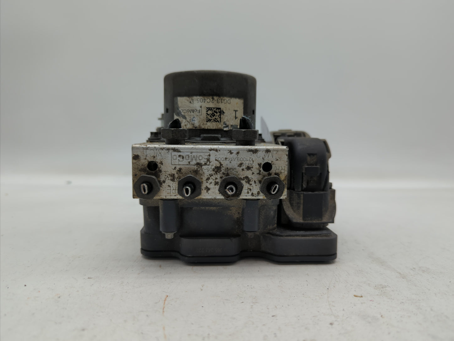 2013-2014 Ford Taurus ABS Pump Control Module Replacement P/N:DG13-2C405-AG DG13-2C405-A Fits Fits 2013 2014 OEM Used Auto P