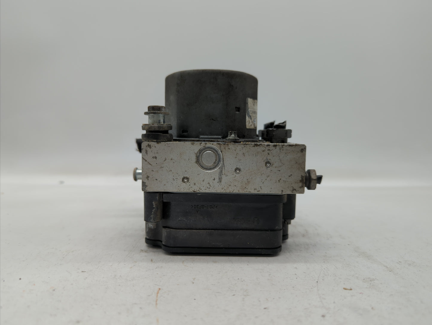 2013-2014 Ford Taurus ABS Pump Control Module Replacement P/N:DG13-2C405-AG DG13-2C405-A Fits Fits 2013 2014 OEM Used Auto P