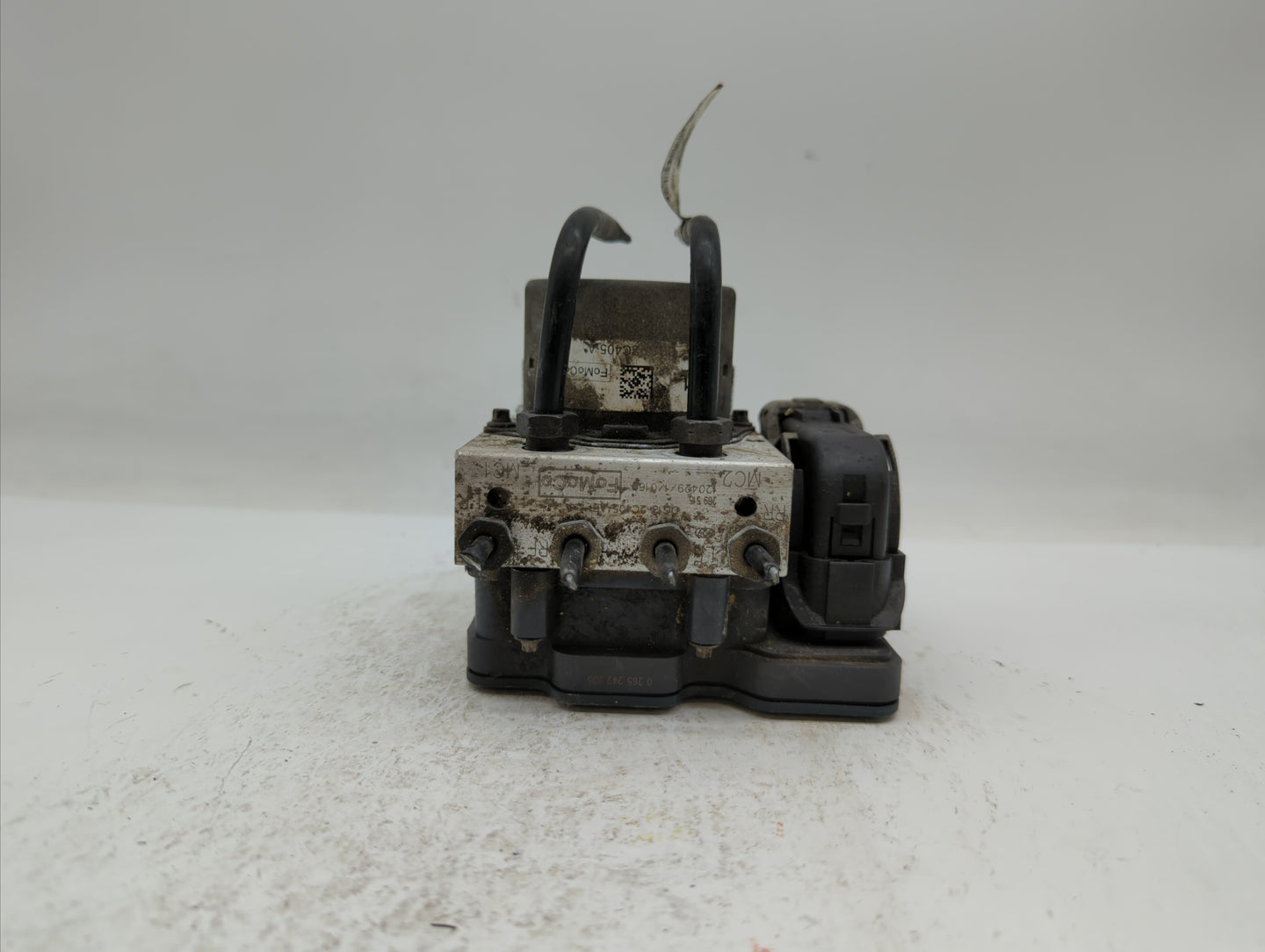 2013-2014 Ford Taurus ABS Pump Control Module Replacement P/N:DG13-2C405-AG DG13-2C405-A Fits Fits 2013 2014 OEM Used Auto P