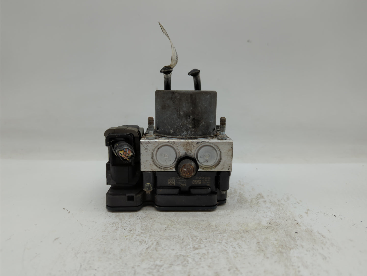 2013-2014 Ford Taurus ABS Pump Control Module Replacement P/N:DG13-2C405-AG DG13-2C405-A Fits Fits 2013 2014 OEM Used Auto P