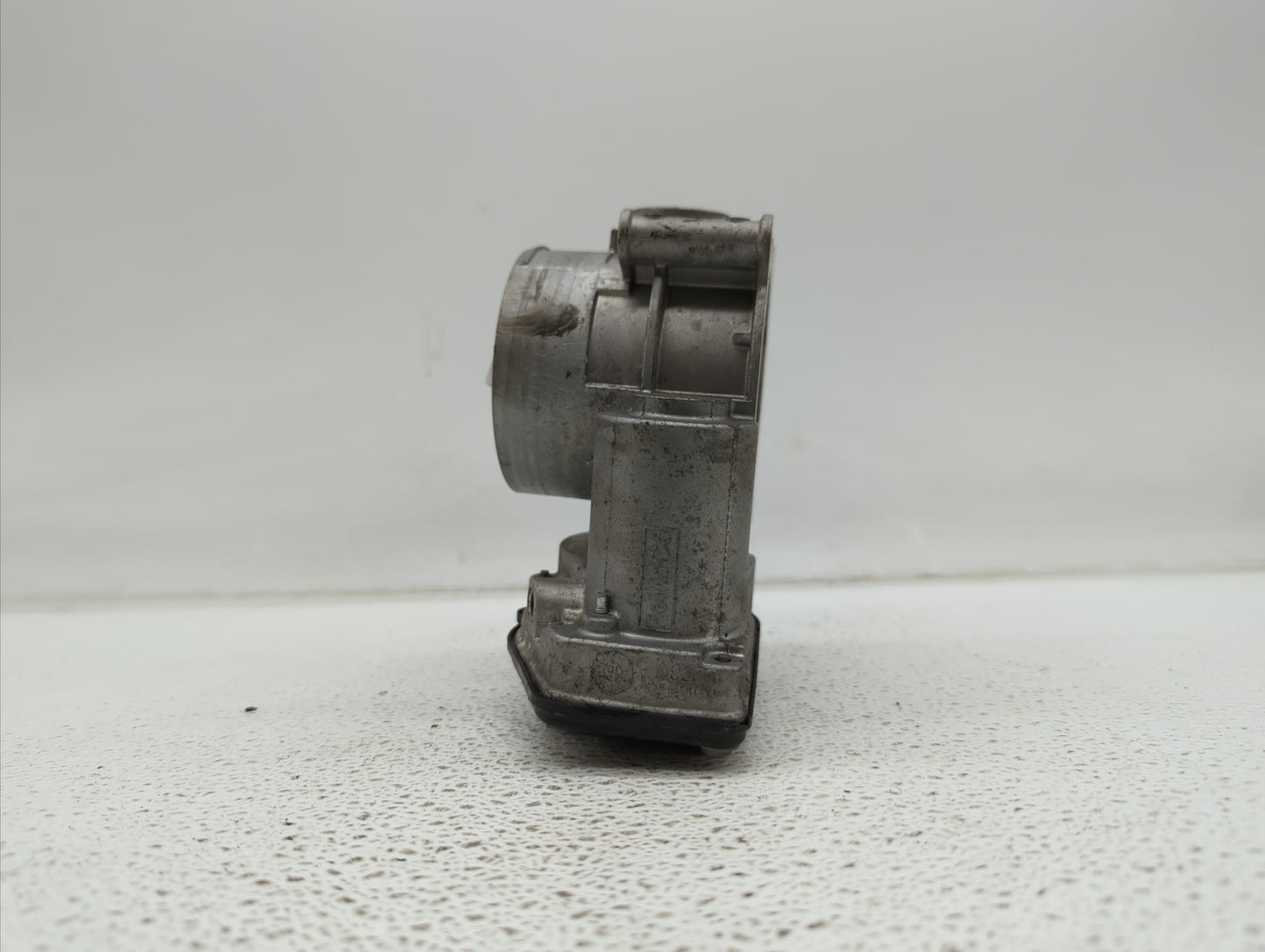 2013-2018 Ford Taurus Throttle Body P/N:AT4E-9F991-EJ AT4E-EH, AT4E-EF Fits Fits 2011 2012 2013 2014 2015 2016 2017 2018 201