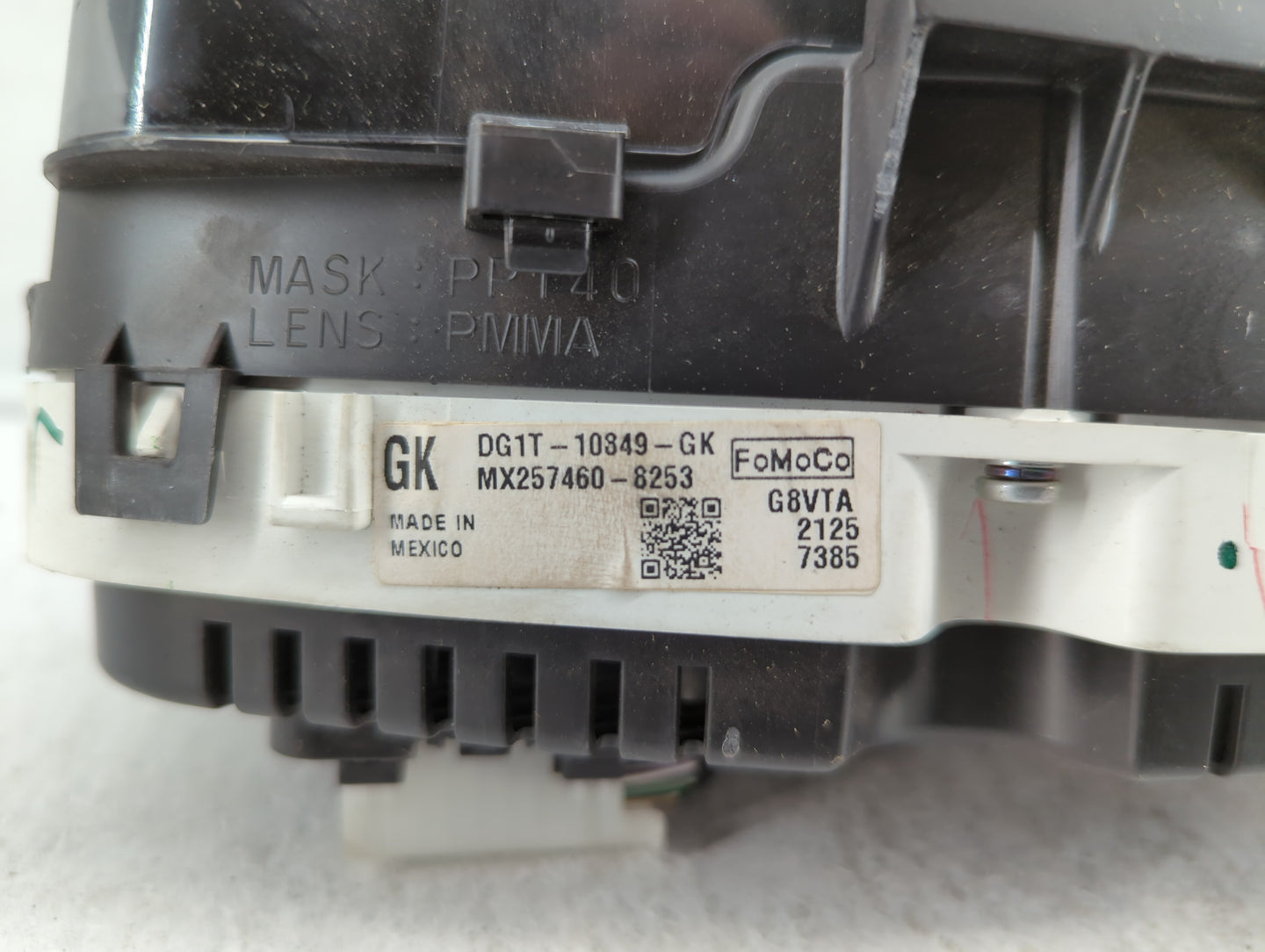 2013 Ford Taurus Instrument Cluster Speedometer Gauges P/N:DG1T-10849-GL DG1T-10849-GK, DG1T-10849-GM Fits OEM Used Auto Par