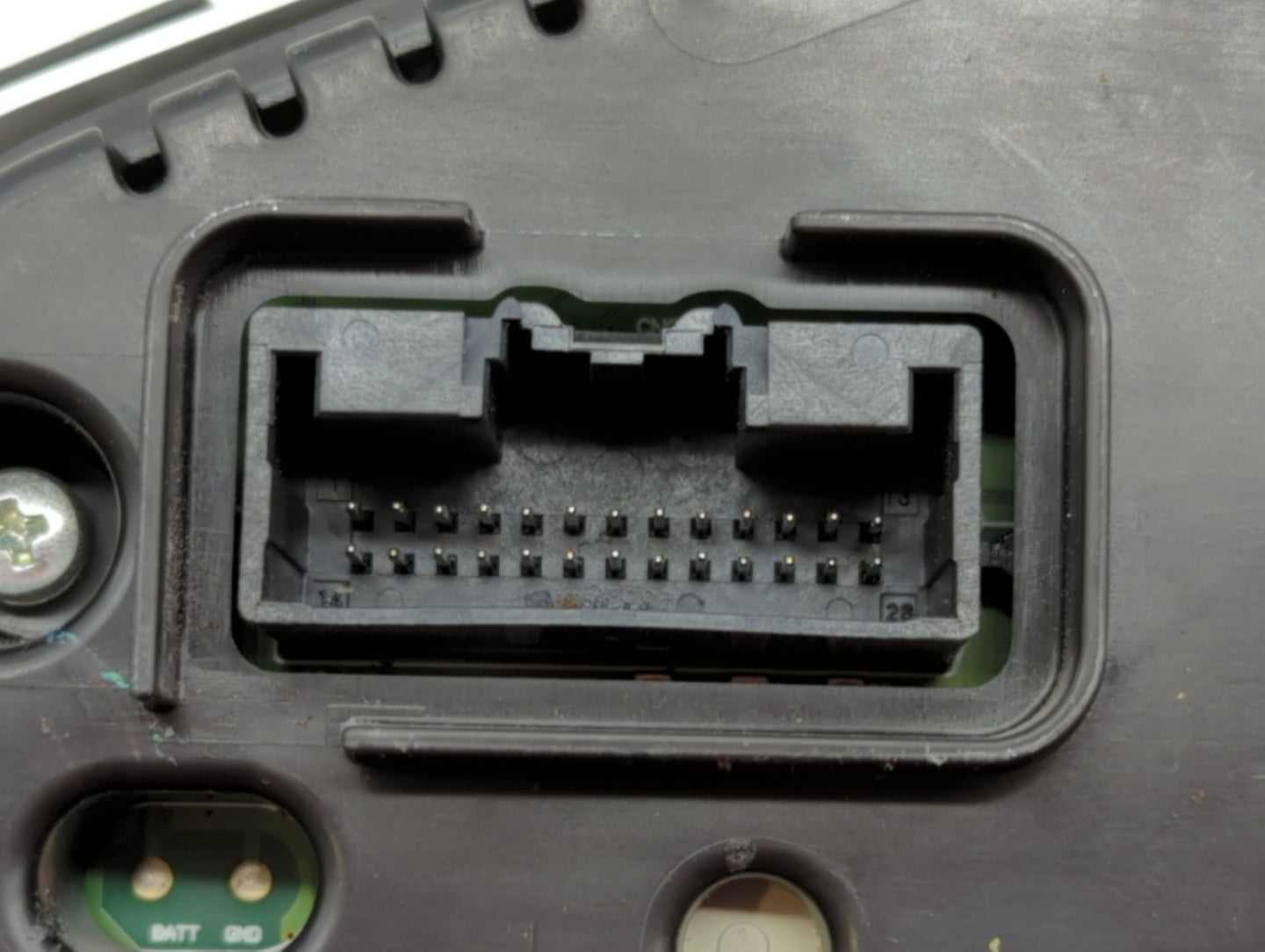 2013 Ford Taurus Instrument Cluster Speedometer Gauges P/N:DG1T-10849-GL DG1T-10849-GK, DG1T-10849-GM Fits OEM Used Auto Par