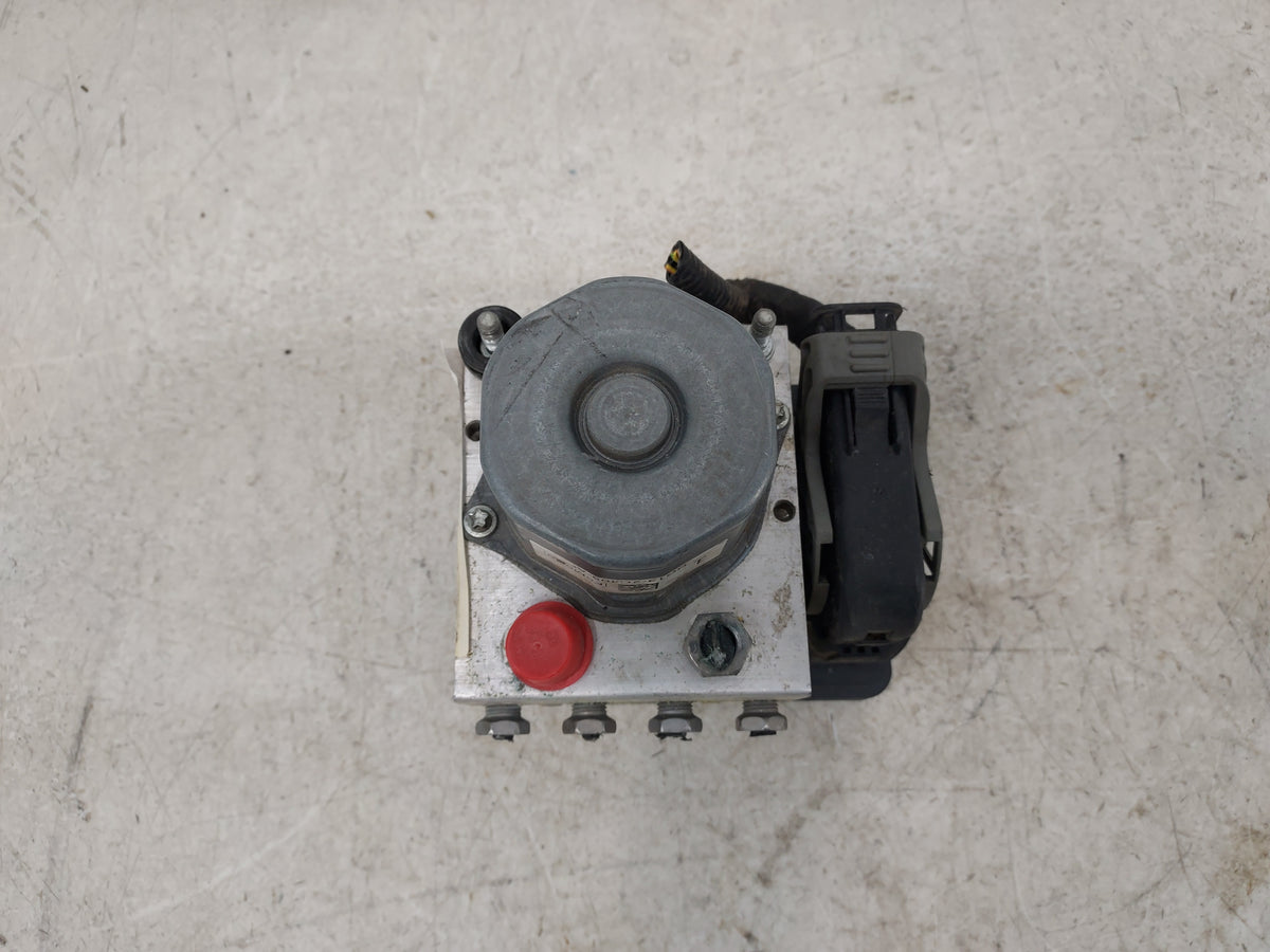 2013-2014 Ford Taurus Anti-Lock Brake ABS Pump Module Actuator OEM P/N:DG13-2C405-A Fits Fits 2013 2014 OEM Used Auto Parts 