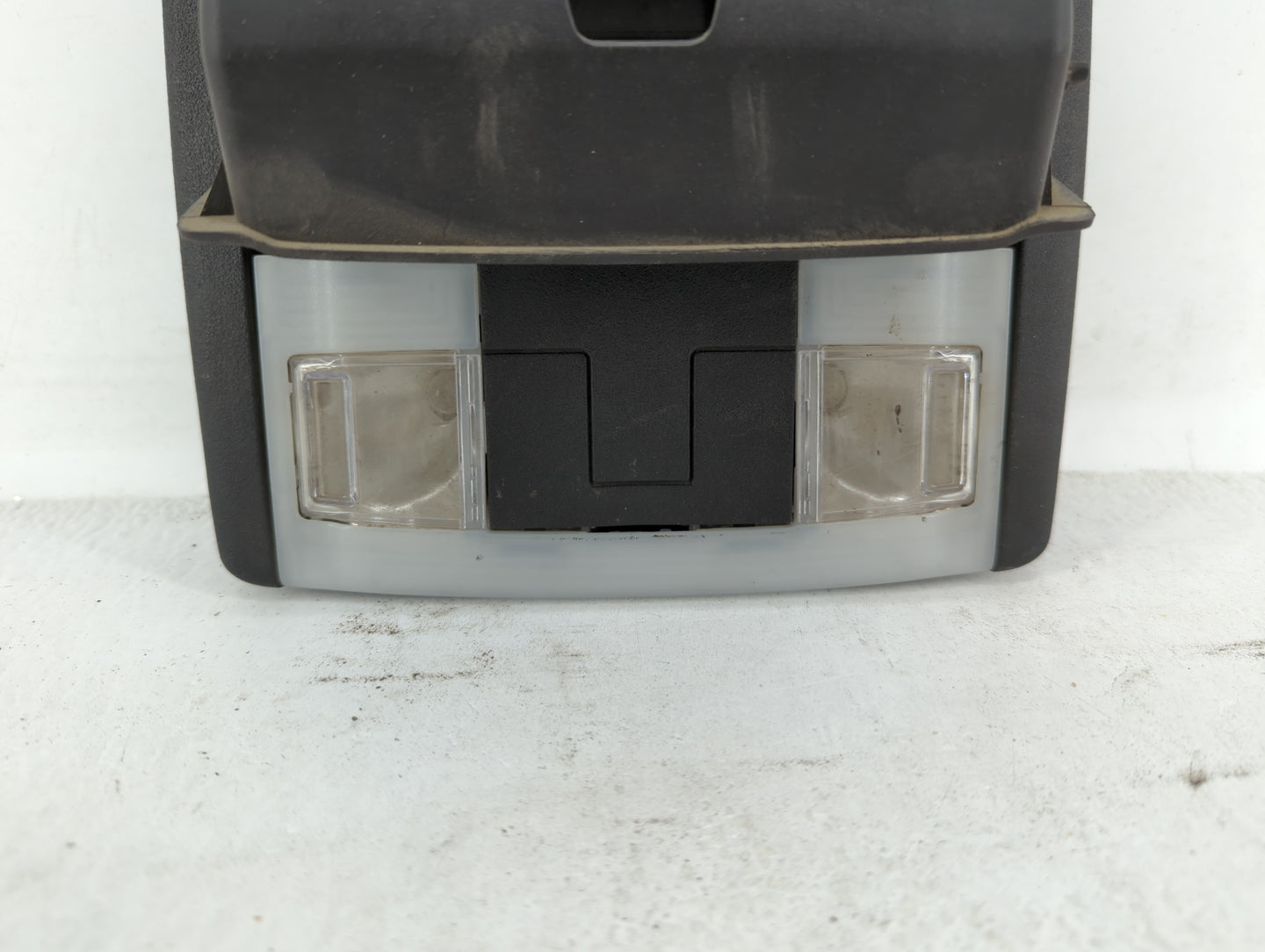 2013-2019 Ford Taurus Overhead Roof Console 420107 - Oemusedautoparts1.com