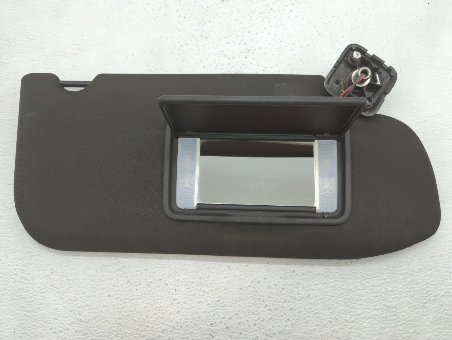 2013-2019 Ford Taurus Sun Visor Shade Replacement Passenger Right Mirror Fits OEM Used Auto Parts - Oemusedautoparts1.com