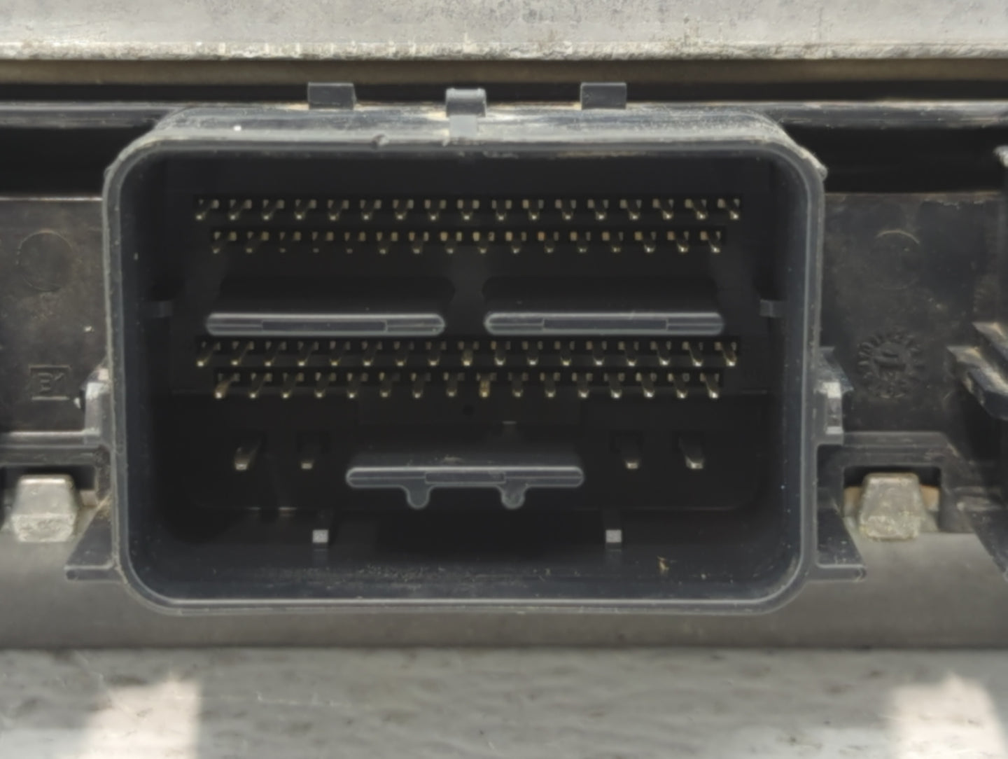 2013-2016 Ford Taurus PCM Engine Control Computer ECU ECM PCU OEM P/N:DG1A-12A650-SB DG1A-12B684-EA Fits Fits 2013 2014 2015