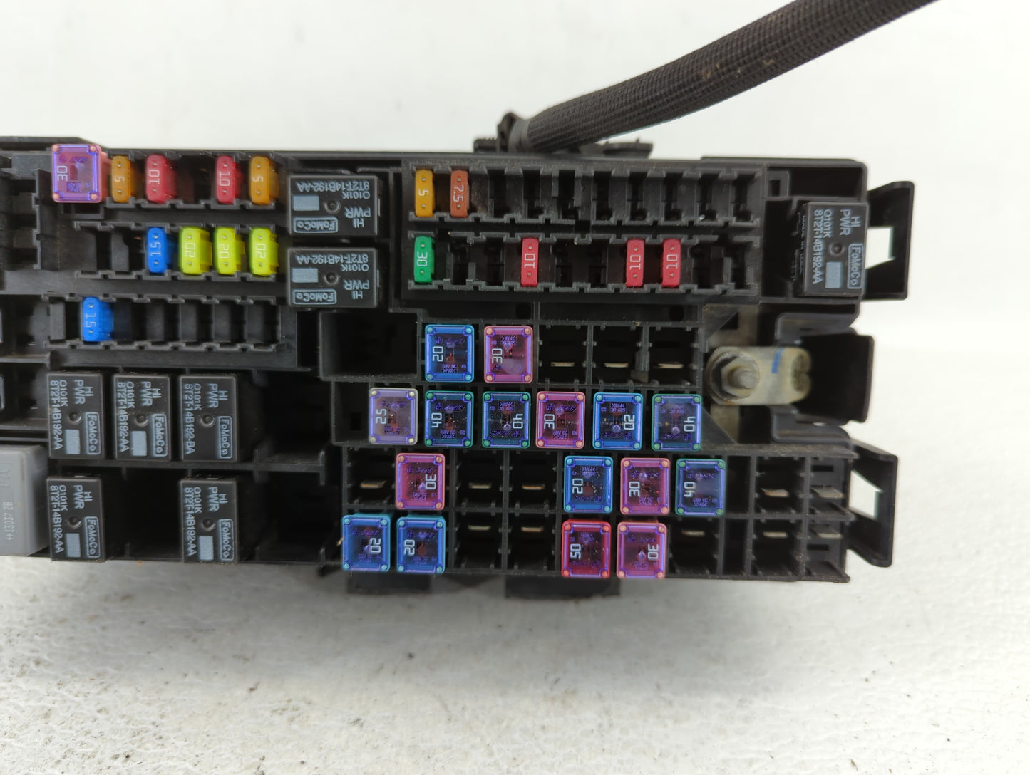 2013-2016 Ford Taurus Fusebox Fuse Box Panel Relay Module P/N:DG1T-14A003-BA Fits Fits 2013 2014 2015 2016 OEM Used Auto Par