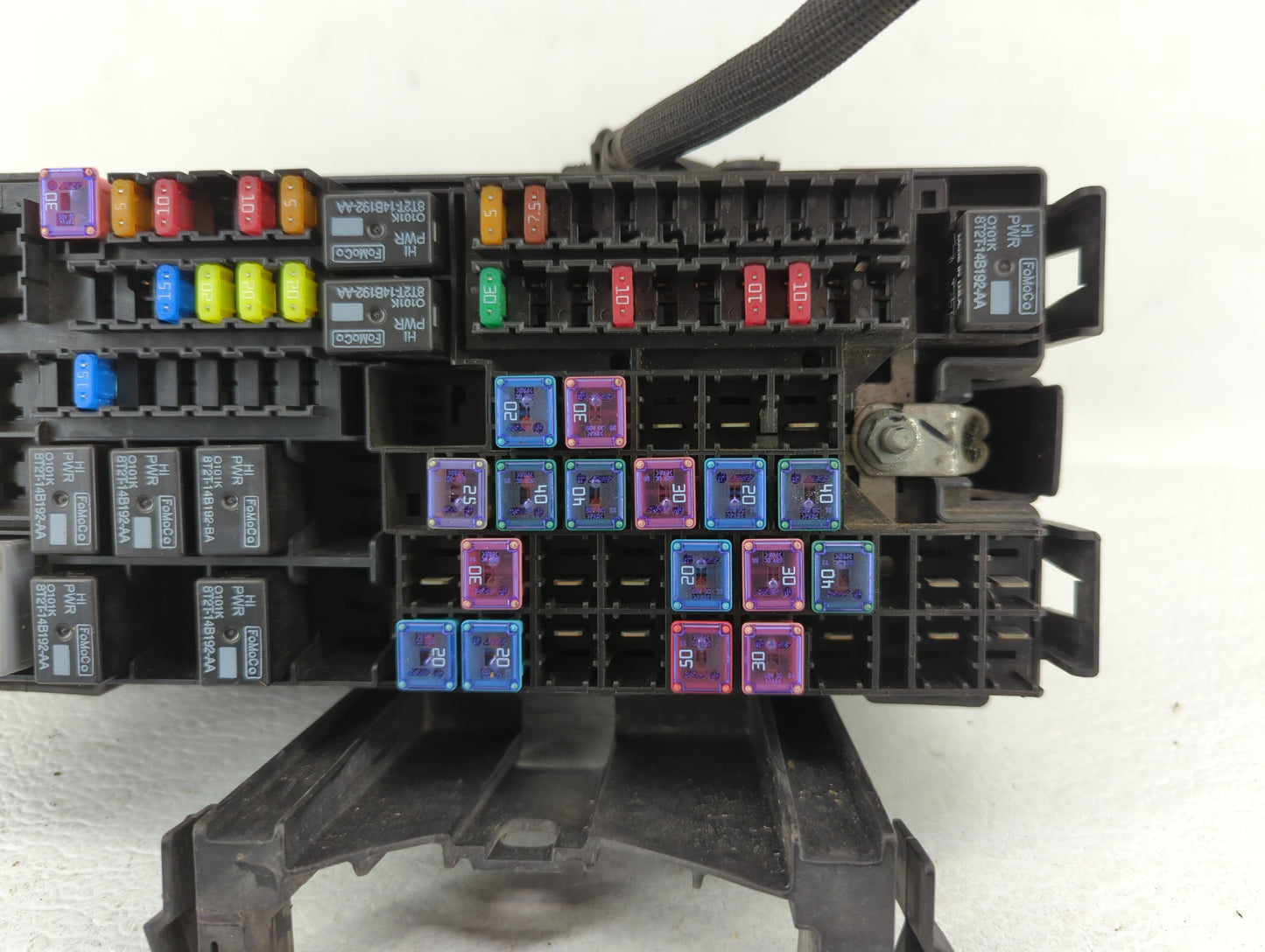 2013-2016 Ford Taurus Fusebox Fuse Box Panel Relay Module P/N:DG1T-14A003-BA Fits Fits 2013 2014 2015 2016 OEM Used Auto Par