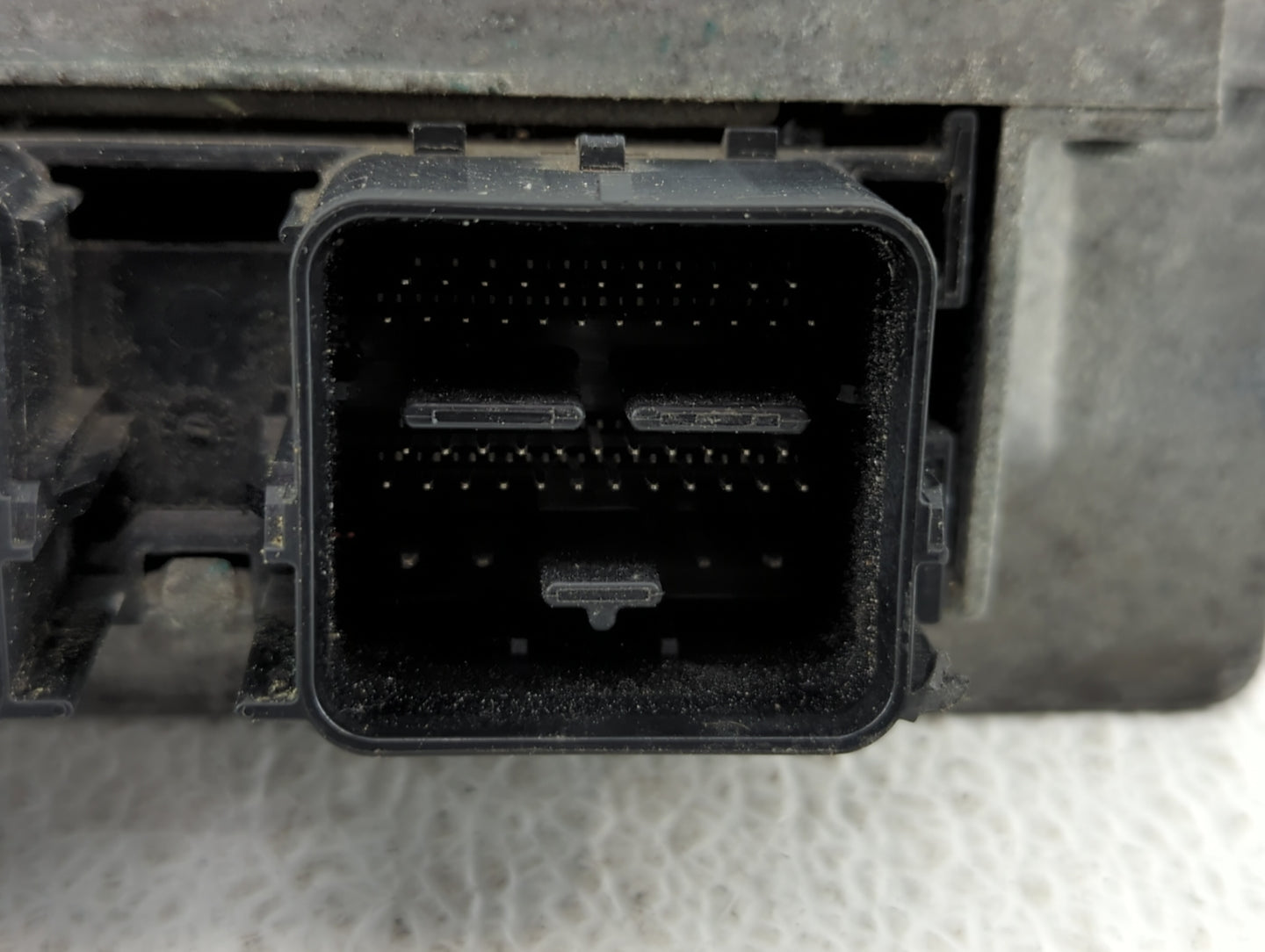 2013-2016 Ford Taurus PCM Engine Control Computer ECU ECM PCU OEM P/N:DG1A-12B684-EA DG1A-12A650-SB Fits Fits 2013 2014 2015