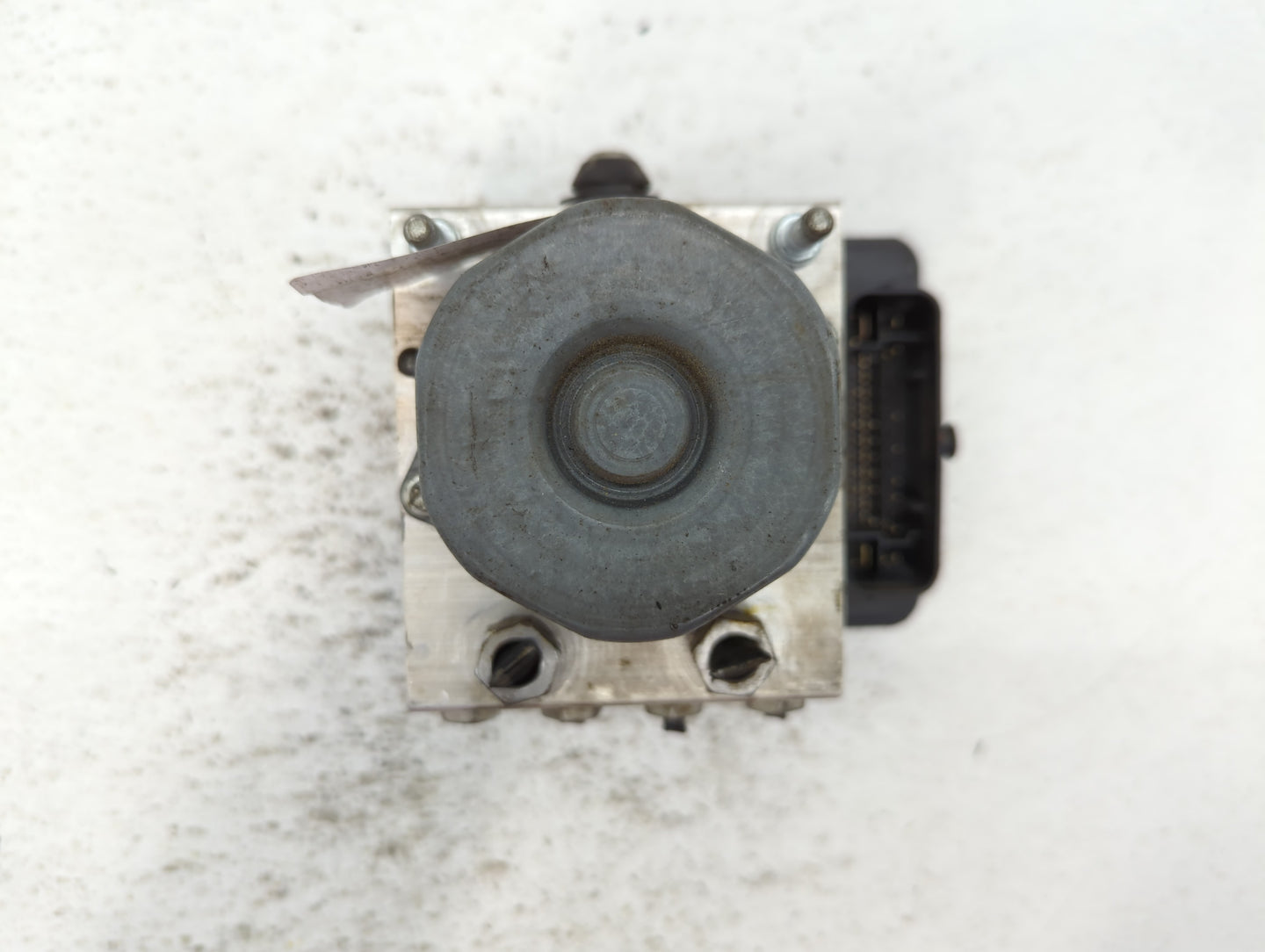 2013-2014 Ford Taurus ABS Pump Control Module Replacement P/N:DG13-2C405-A Fits Fits 2013 2014 OEM Used Auto Parts - Oemused