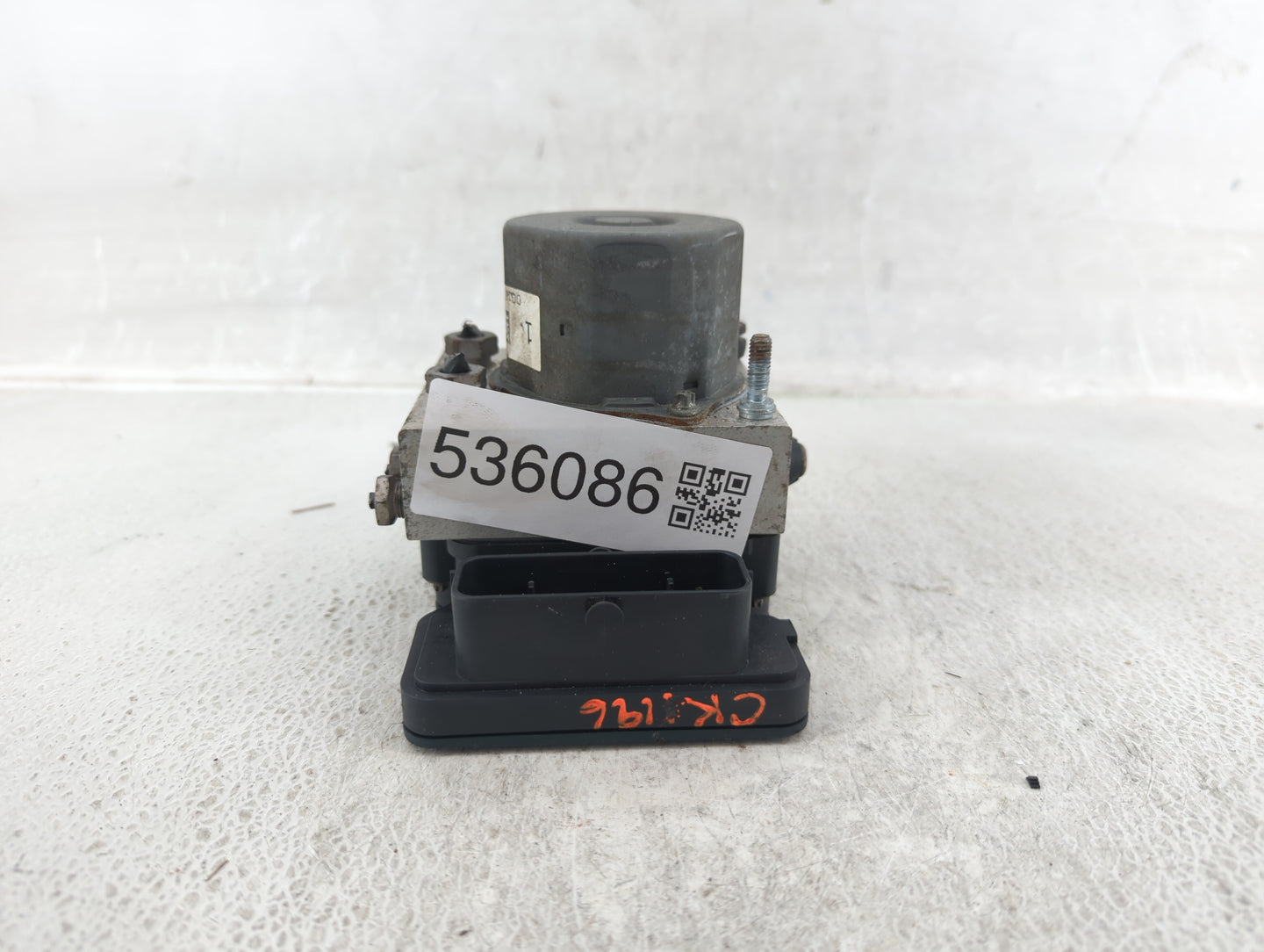 2013-2014 Ford Taurus ABS Pump Control Module Replacement P/N:DG13-2C405-A Fits Fits 2013 2014 OEM Used Auto Parts - Oemused