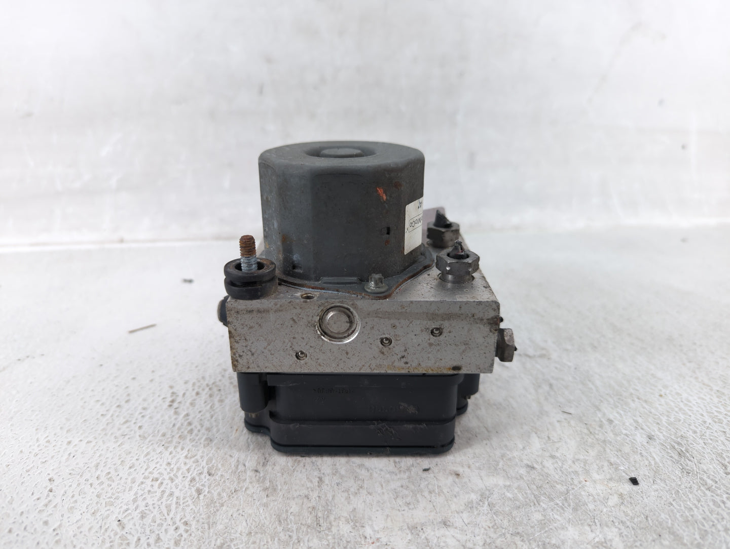 2013-2014 Ford Taurus ABS Pump Control Module Replacement P/N:DG13-2C405-A Fits Fits 2013 2014 OEM Used Auto Parts - Oemused