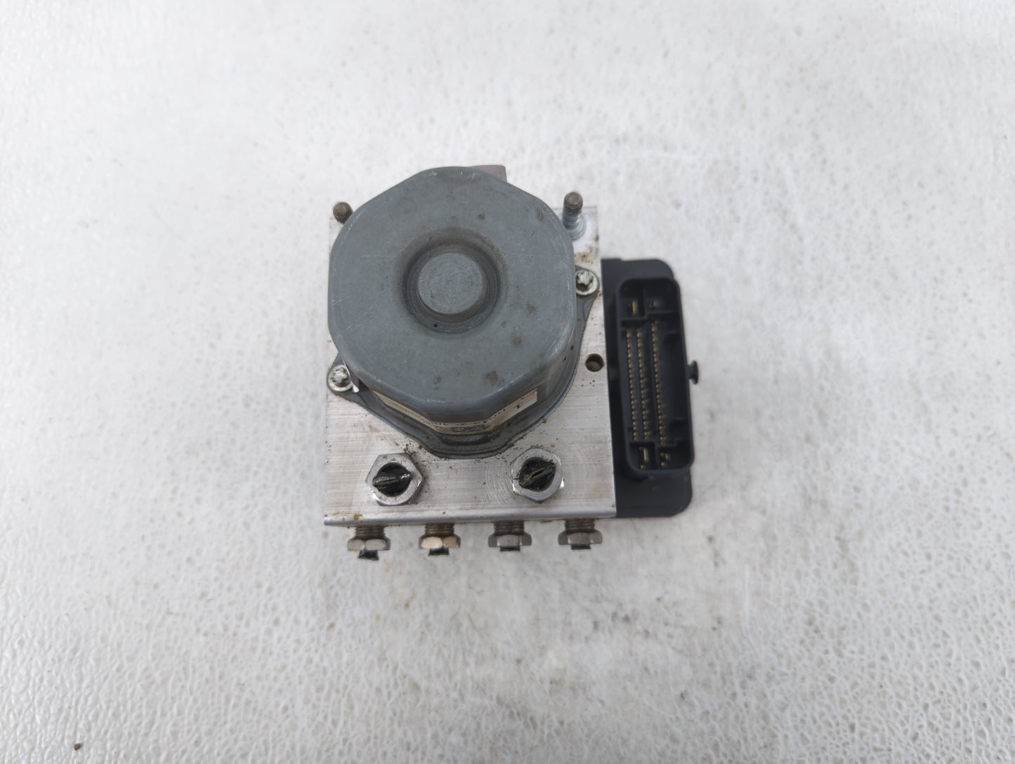 2013-2014 Ford Taurus ABS Pump Control Module Replacement P/N:DG13-2C405-AG DG13-2C405-A Fits Fits 2013 2014 OEM Used Auto P