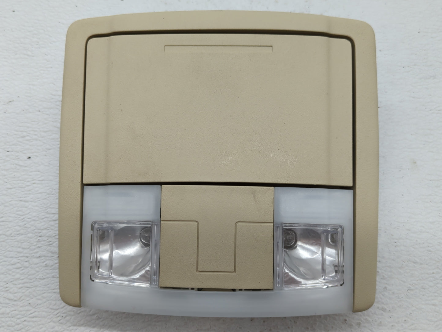 2013-2019 Ford Taurus Overhead Roof Console 548748 - Oemusedautoparts1.com