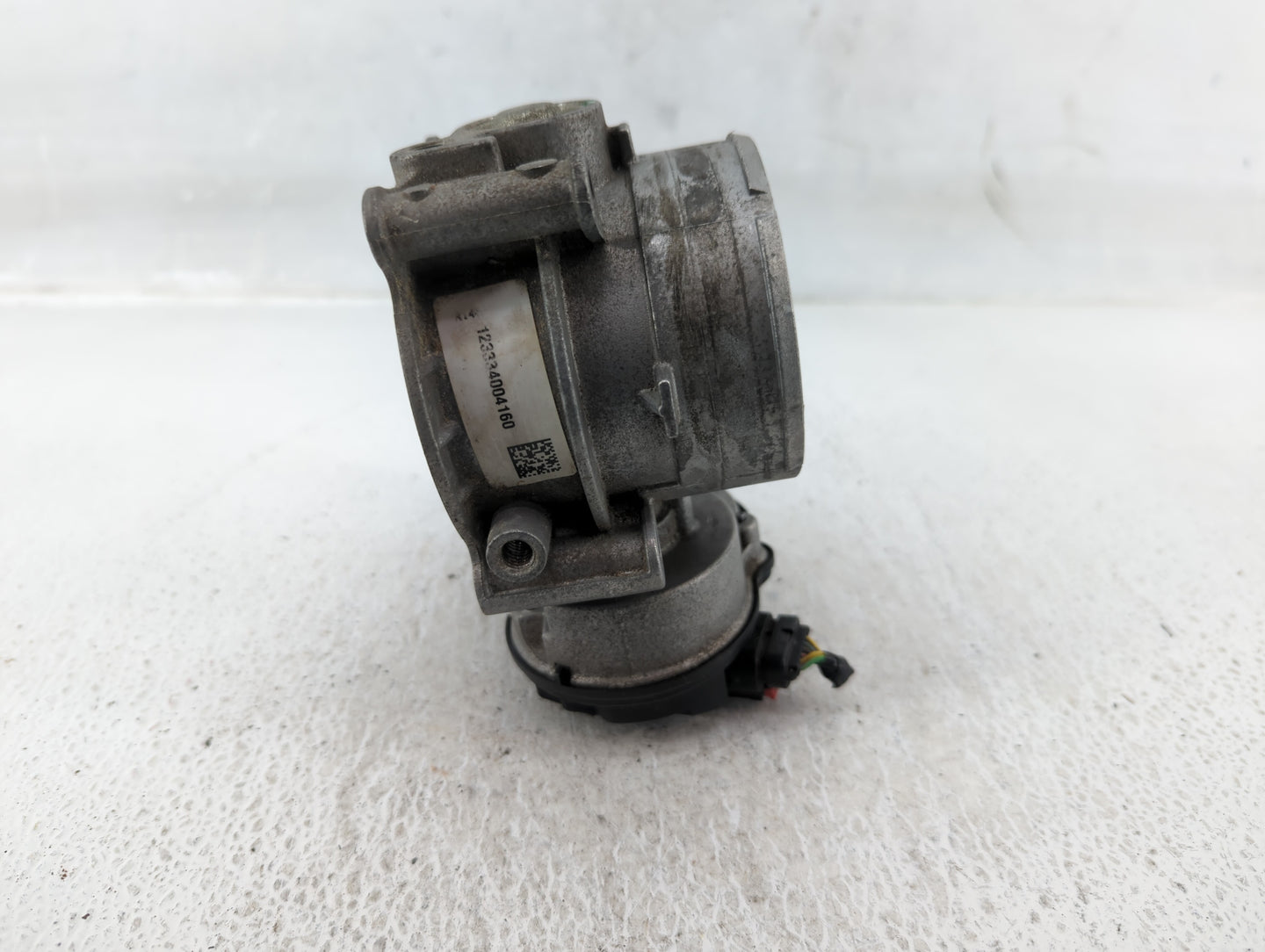 2013-2019 Ford Taurus Throttle Body Fits Fits 2011 2012 2013 2014 2015 2016 2017 2018 2019 OEM Used Auto Parts - Oemusedauto