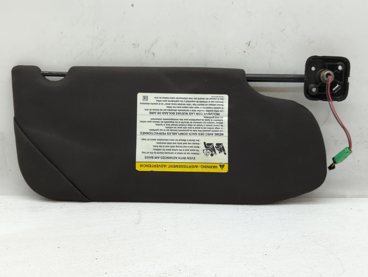 2013-2019 Ford Taurus Sun Visor Shade Replacement Passenger Right Mirror Fits OEM Used Auto Parts - Oemusedautoparts1.com