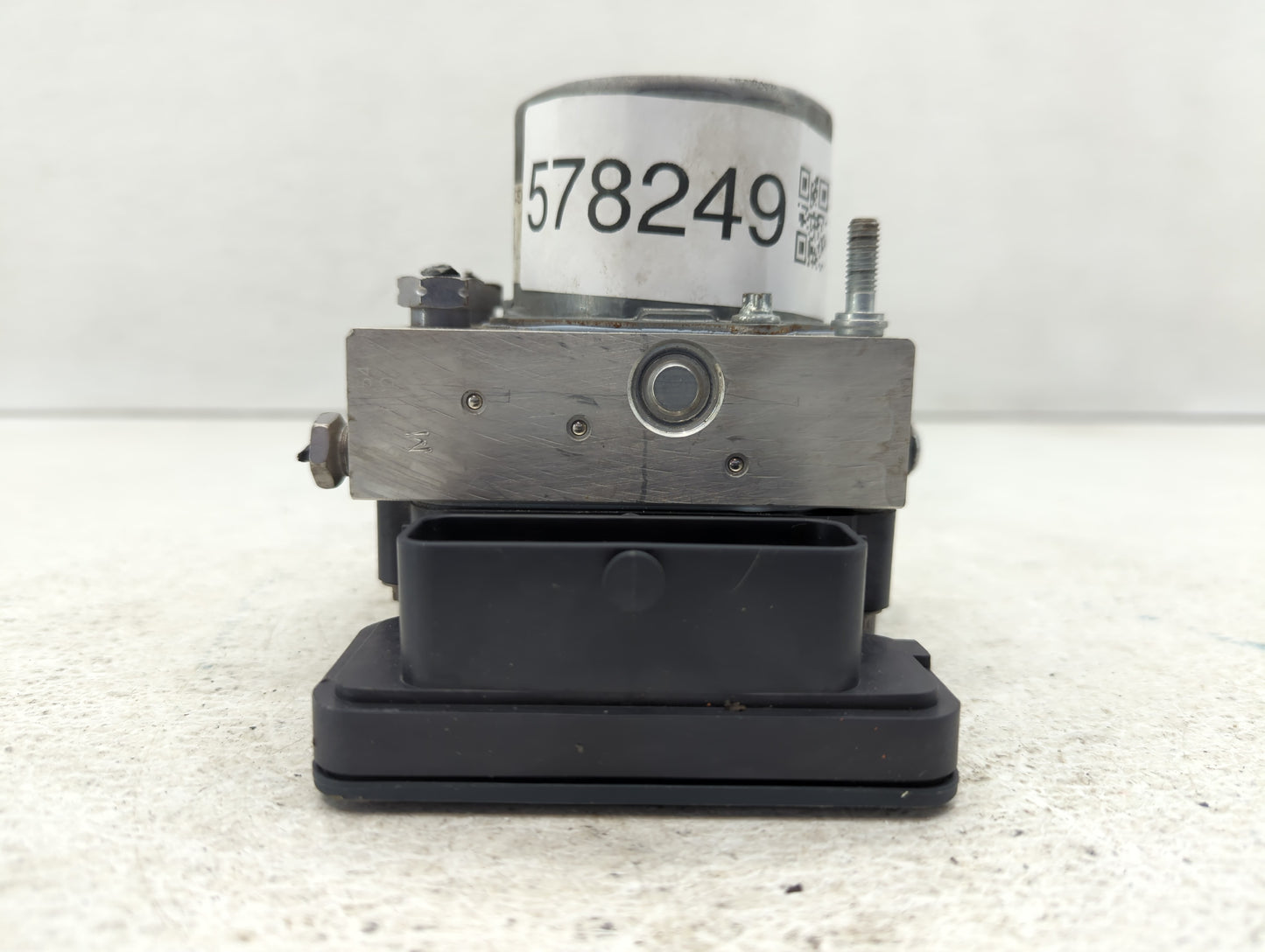 2013-2014 Ford Taurus ABS Pump Control Module Replacement P/N:DG13-2C405-AC Fits Fits 2013 2014 OEM Used Auto Parts - Oemuse