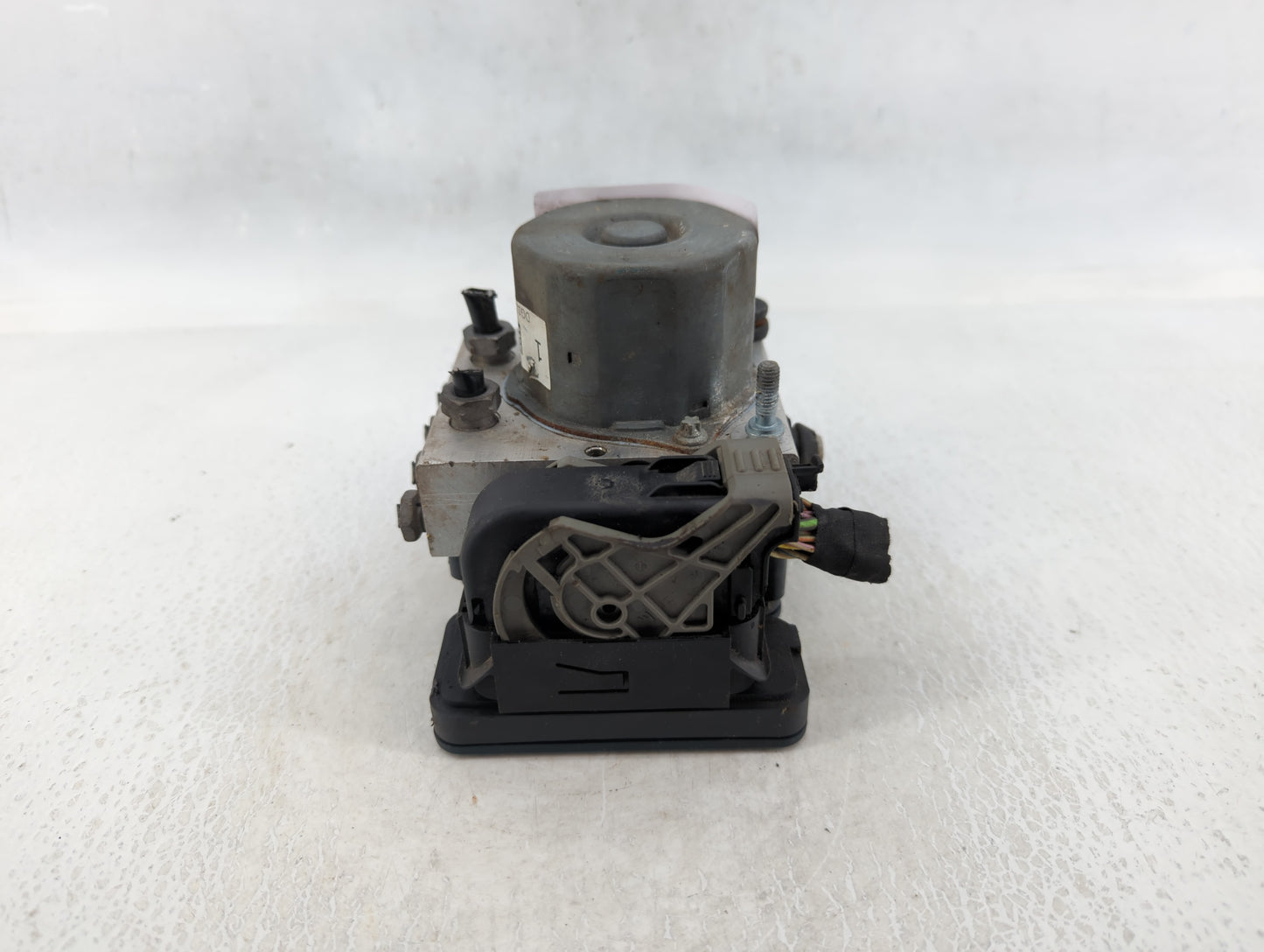 2013-2014 Ford Taurus ABS Pump Control Module Replacement P/N:130618 269 515, DG13-2C405-AG Fits Fits 2013 2014 OEM Used Aut
