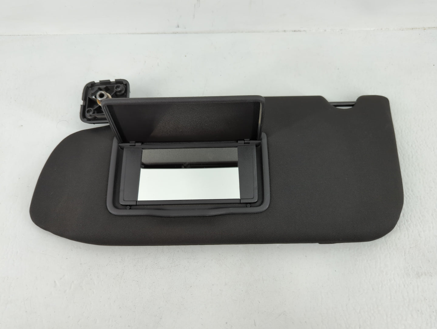 2013-2019 Ford Taurus Sun Visor Shade Replacement Driver Left Mirror Fits Fits 2013 2014 2015 2016 2017 2018 2019 OEM Used A