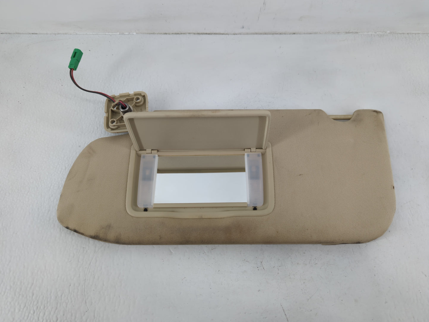 2013-2019 Ford Taurus Sun Visor Shade Replacement Driver Left Mirror Fits Fits 2013 2014 2015 2016 2017 2018 2019 OEM Used A