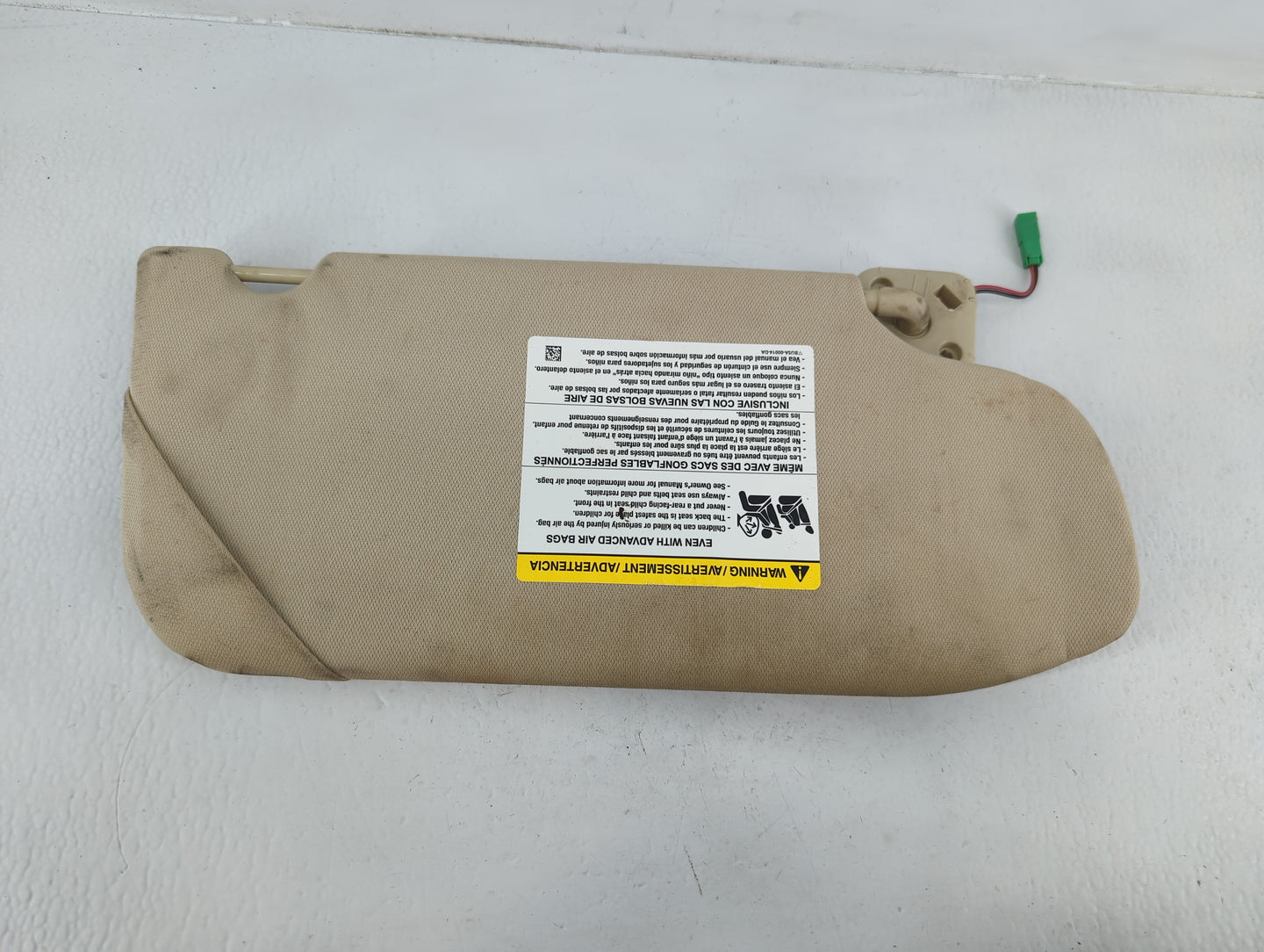 2013-2019 Ford Taurus Sun Visor Shade Replacement Driver Left Mirror Fits Fits 2013 2014 2015 2016 2017 2018 2019 OEM Used A