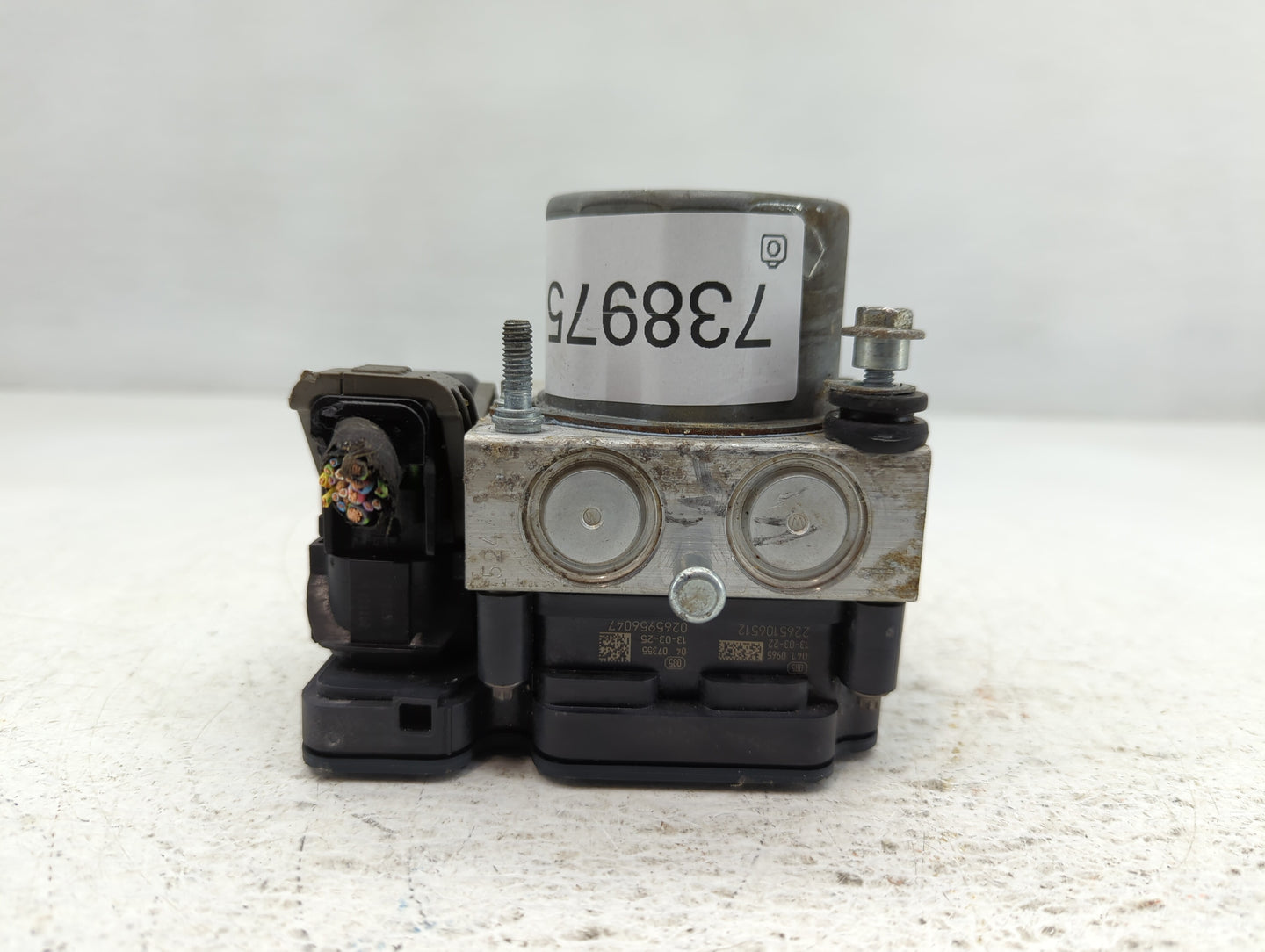 2013-2014 Ford Taurus ABS Pump Control Module Replacement P/N:DG13-2C405-A Fits Fits 2013 2014 OEM Used Auto Parts - Oemused