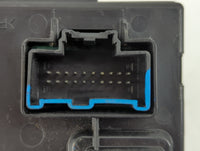 2013-2013 Ford Taurus Body Control Module Bcm Inner Cabin Fuse Box - Oemusedautoparts1.com