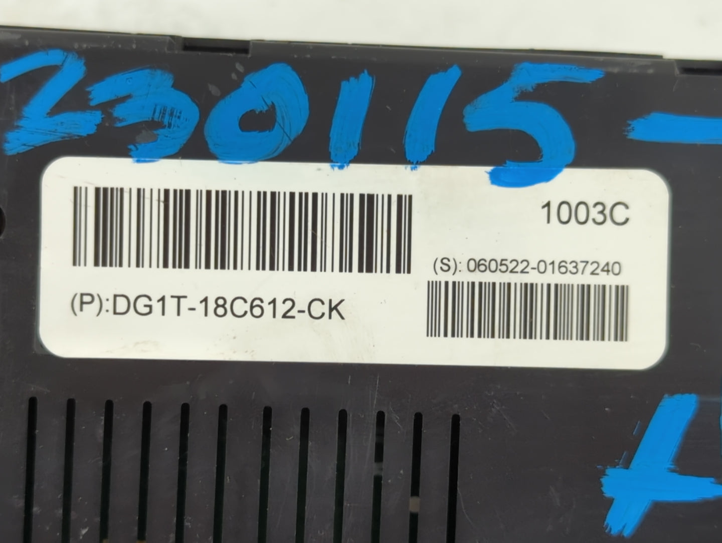 2013-2013 Ford Taurus Body Control Module Bcm Inner Cabin Fuse Box - Oemusedautoparts1.com