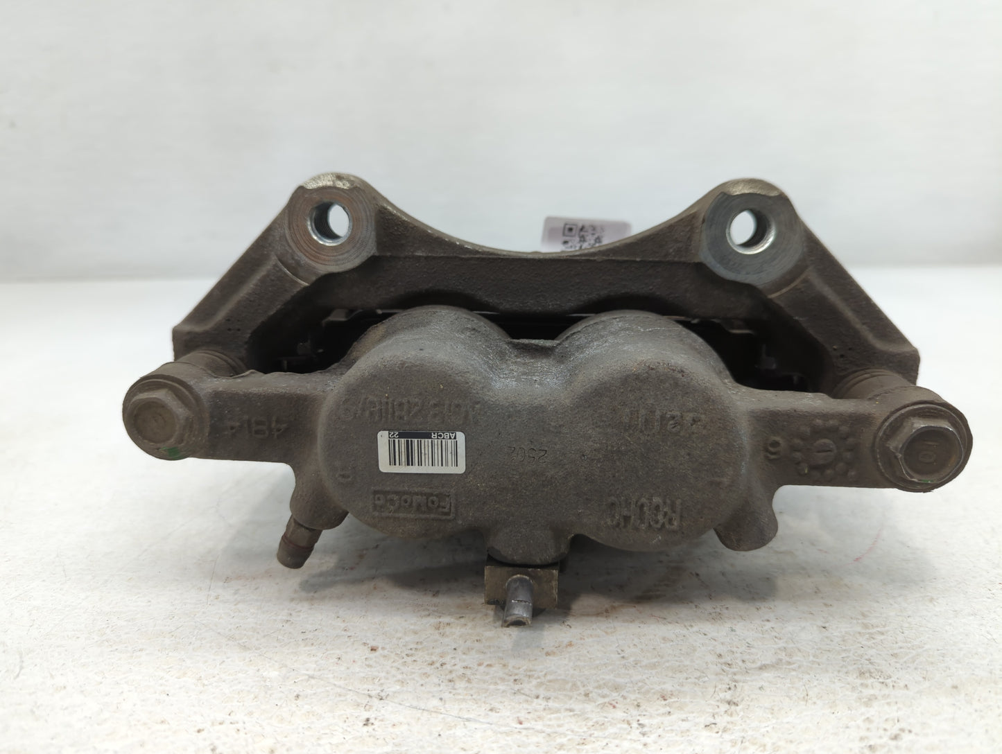 2010-2019 Ford Taurus Front Passenger Right Brake Caliper - Oemusedautoparts1.com