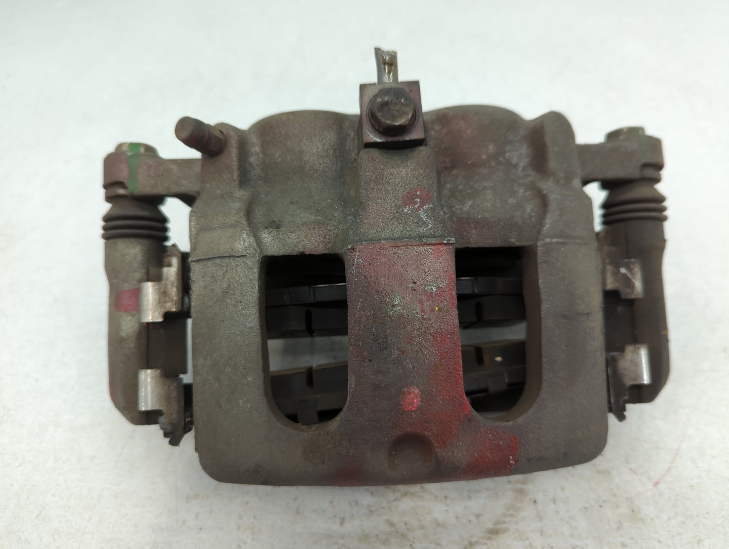 2010-2019 Ford Taurus Front Passenger Right Brake Caliper - Oemusedautoparts1.com