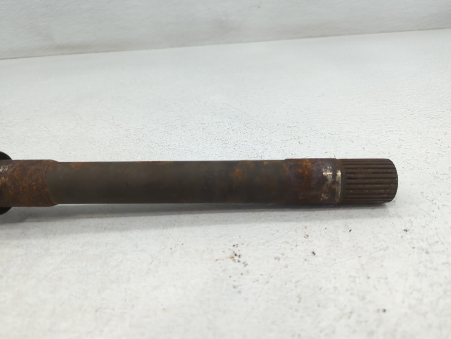 2013-2019 Ford Taurus Axle Shaft Front Passenger Cv C/v - Oemusedautoparts1.com