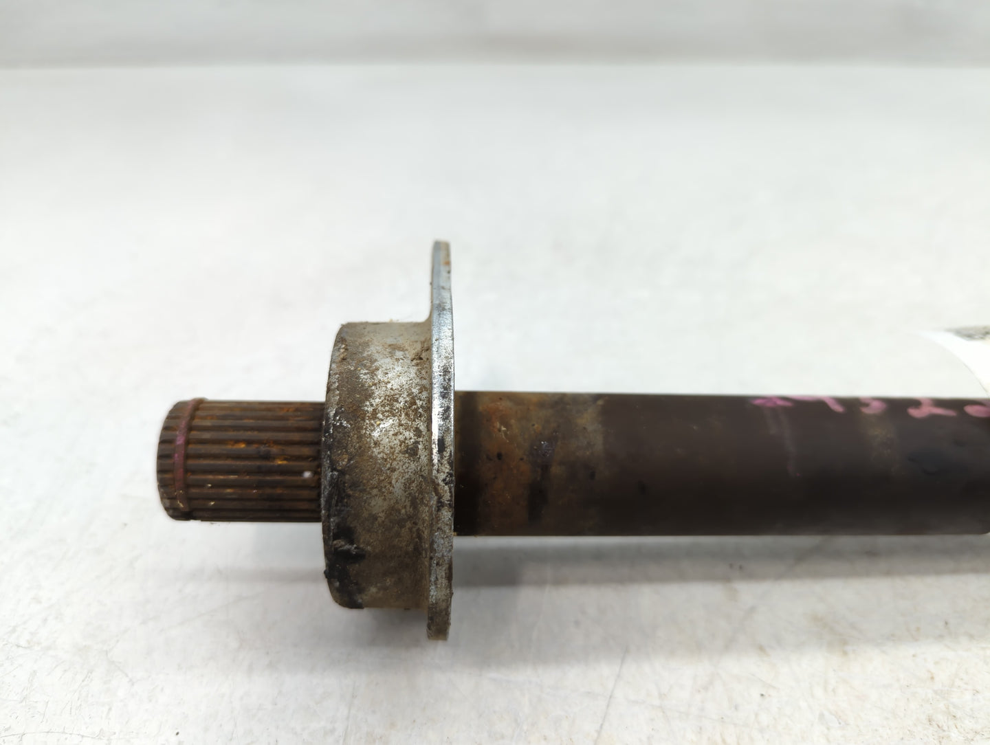 2013-2019 Ford Taurus Axle Shaft Front Passenger Cv C/v - Oemusedautoparts1.com