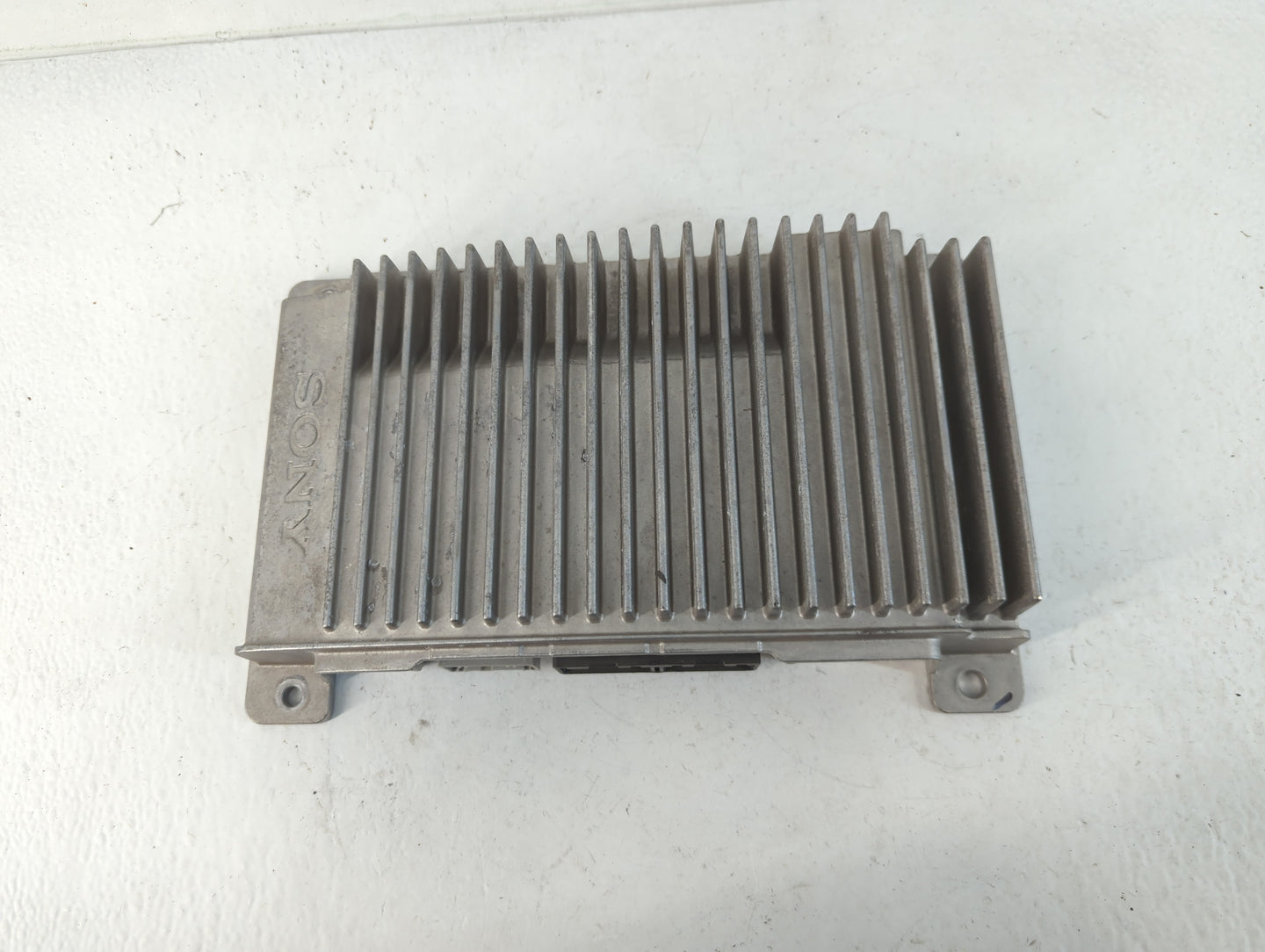 2013-2013 Ford Taurus Radio Control Panel - Oemusedautoparts1.com
