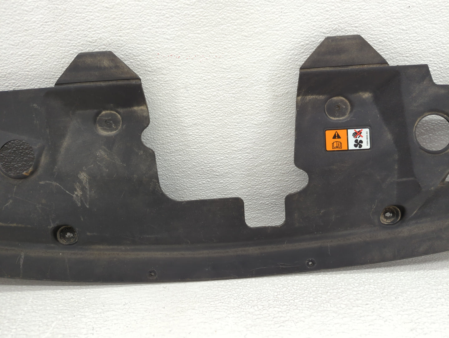 2010-2019 Ford Taurus Radiator Support Oem - Oemusedautoparts1.com