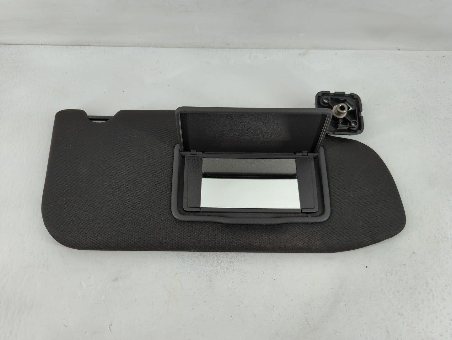 2013-2019 Ford Taurus Sun Visor Shade Replacement Passenger Right Mirror Fits Fits 2013 2014 2015 2016 2017 2018 2019 OEM Us