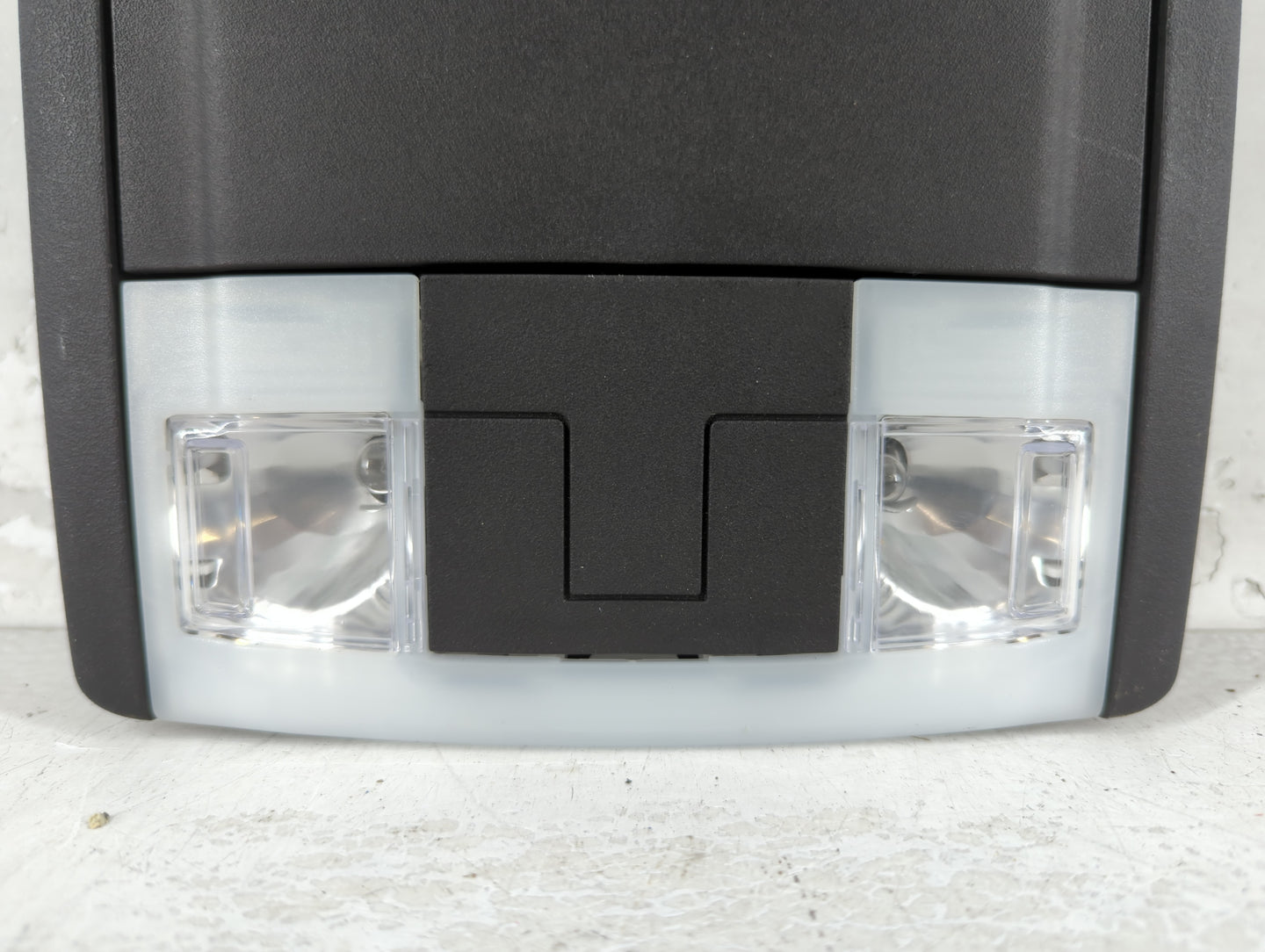2013-2019 Ford Taurus Overhead Roof Console Interior Dome Light - Oemusedautoparts1.com