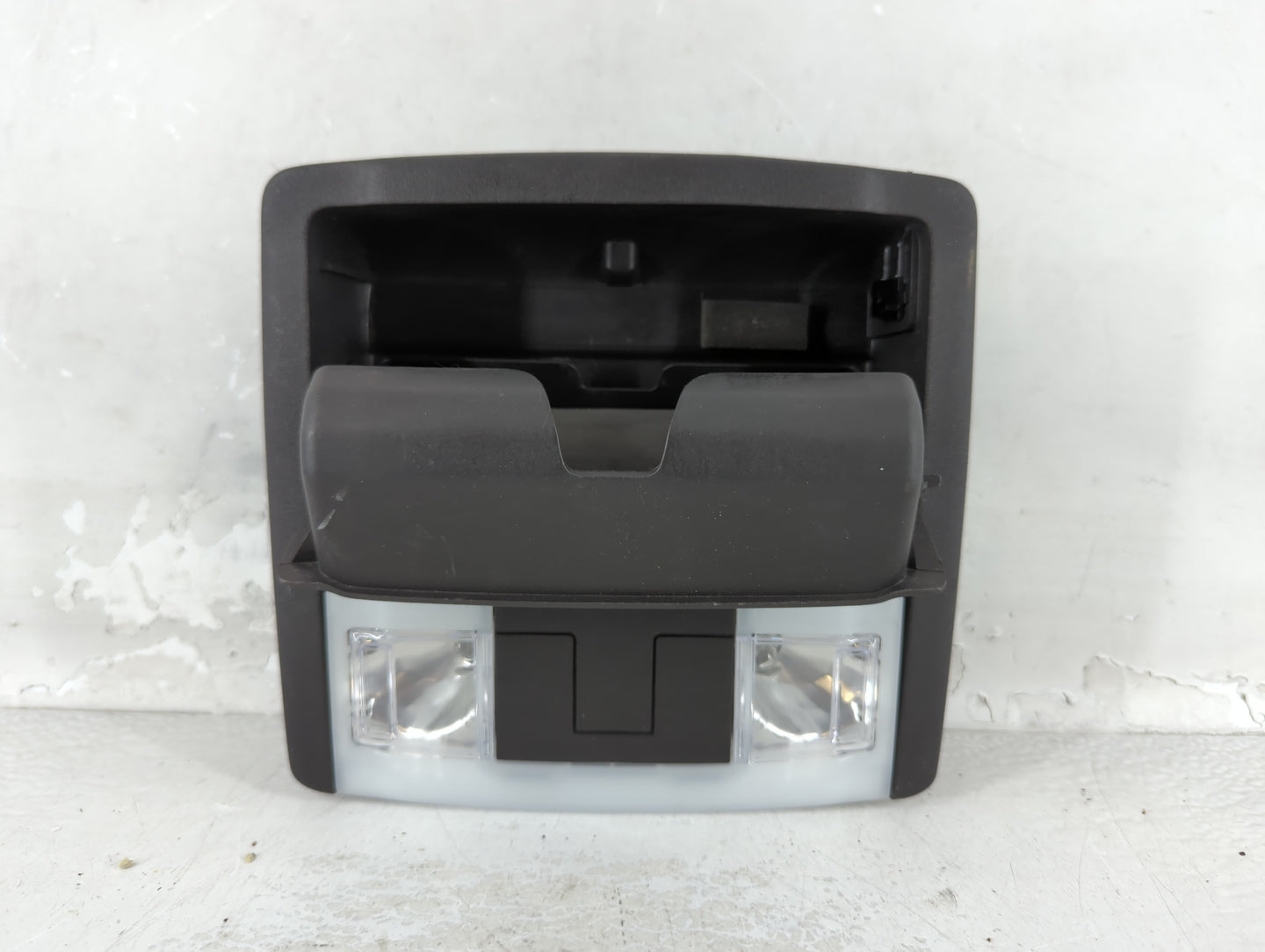 2013-2019 Ford Taurus Overhead Roof Console Interior Dome Light - Oemusedautoparts1.com