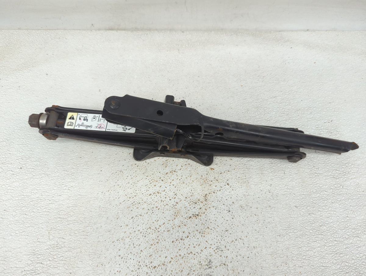 Ford Taurus Spare Scissor Car Jack 928225 - Oemusedautoparts1.com