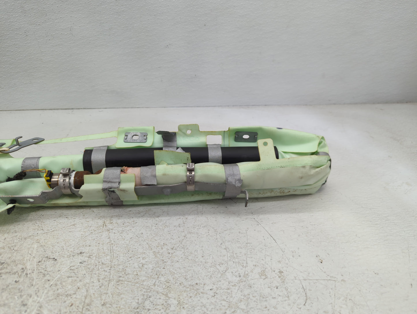 2013-2019 Ford Taurus Passenger Curtain Air Bag Oem - Oemusedautoparts1.com