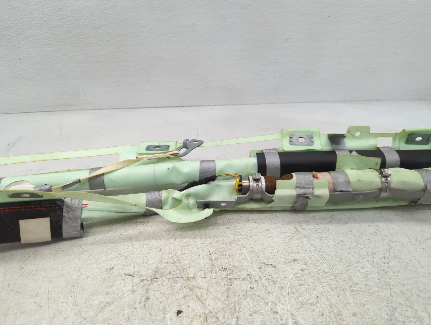 2013-2019 Ford Taurus Passenger Curtain Air Bag Oem - Oemusedautoparts1.com