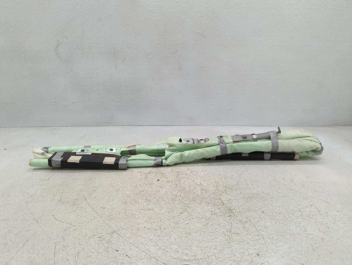 2013-2019 Ford Taurus Passenger Curtain Air Bag Oem - Oemusedautoparts1.com