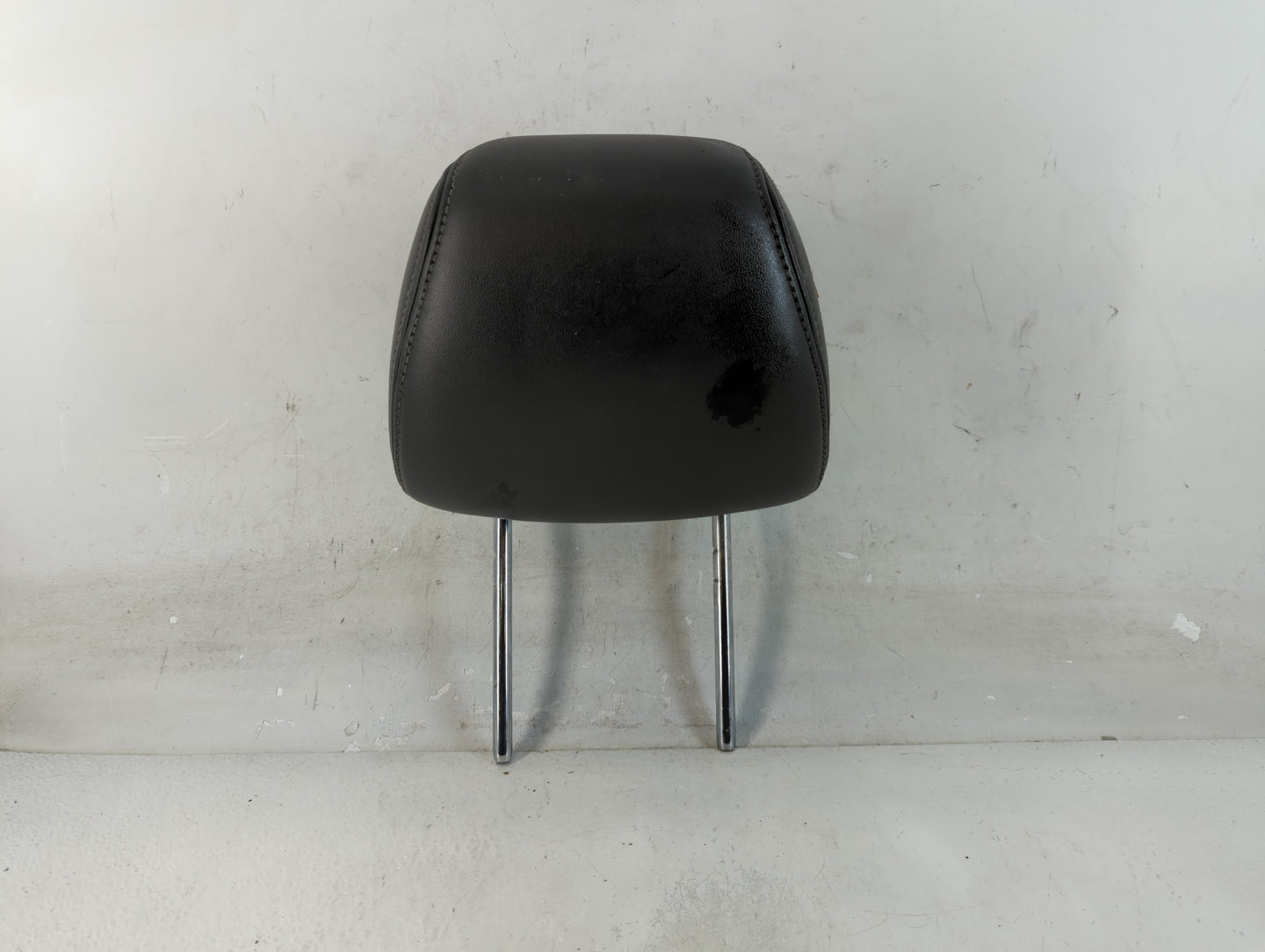 2013 Ford Taurus Headrest Head Rest Front Driver Passenger Seat Fits OEM Used Auto Parts - Oemusedautoparts1.com