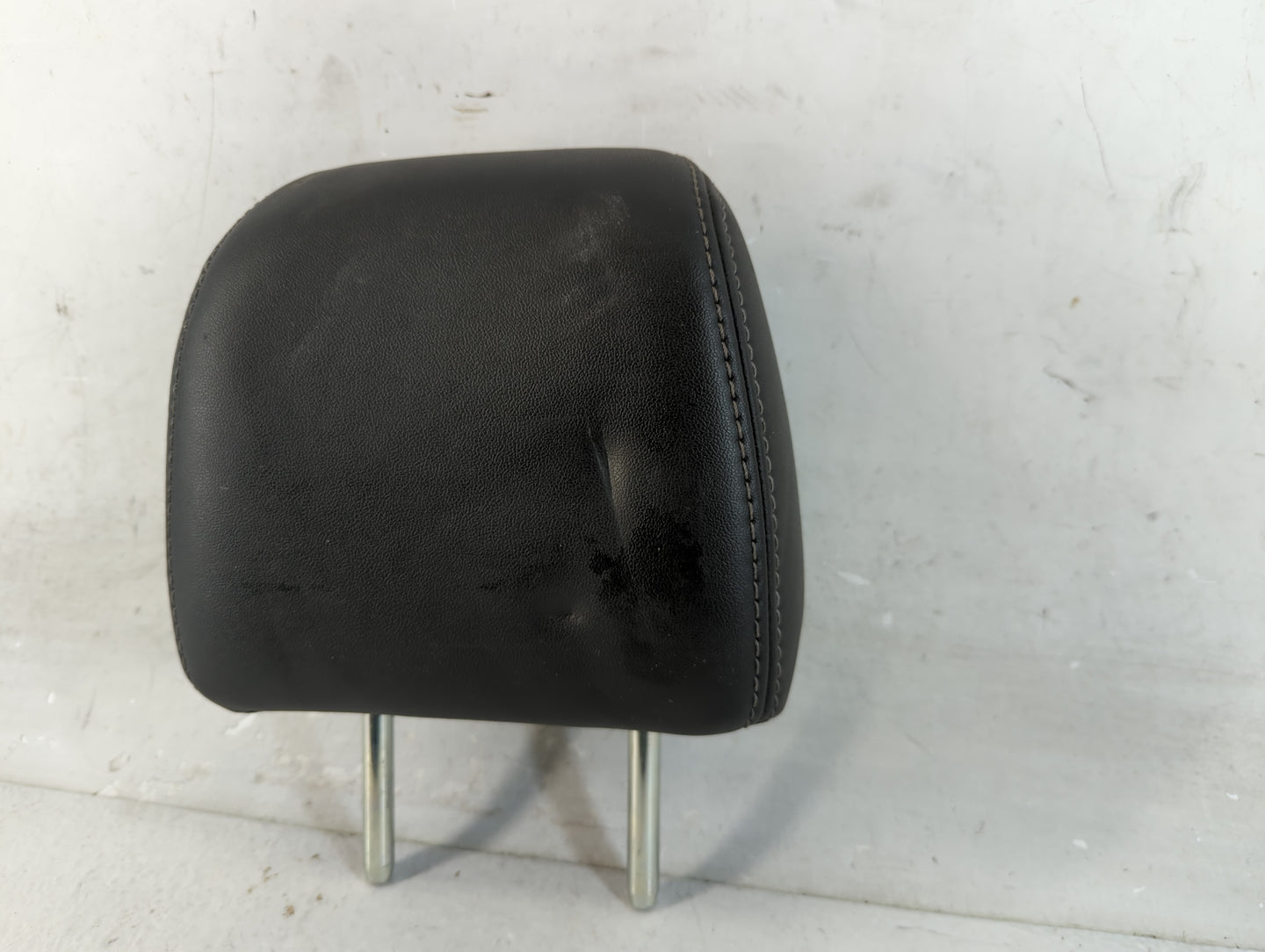2013 Ford Taurus Headrest Head Rest Rear Seat Fits OEM Used Auto Parts - Oemusedautoparts1.com