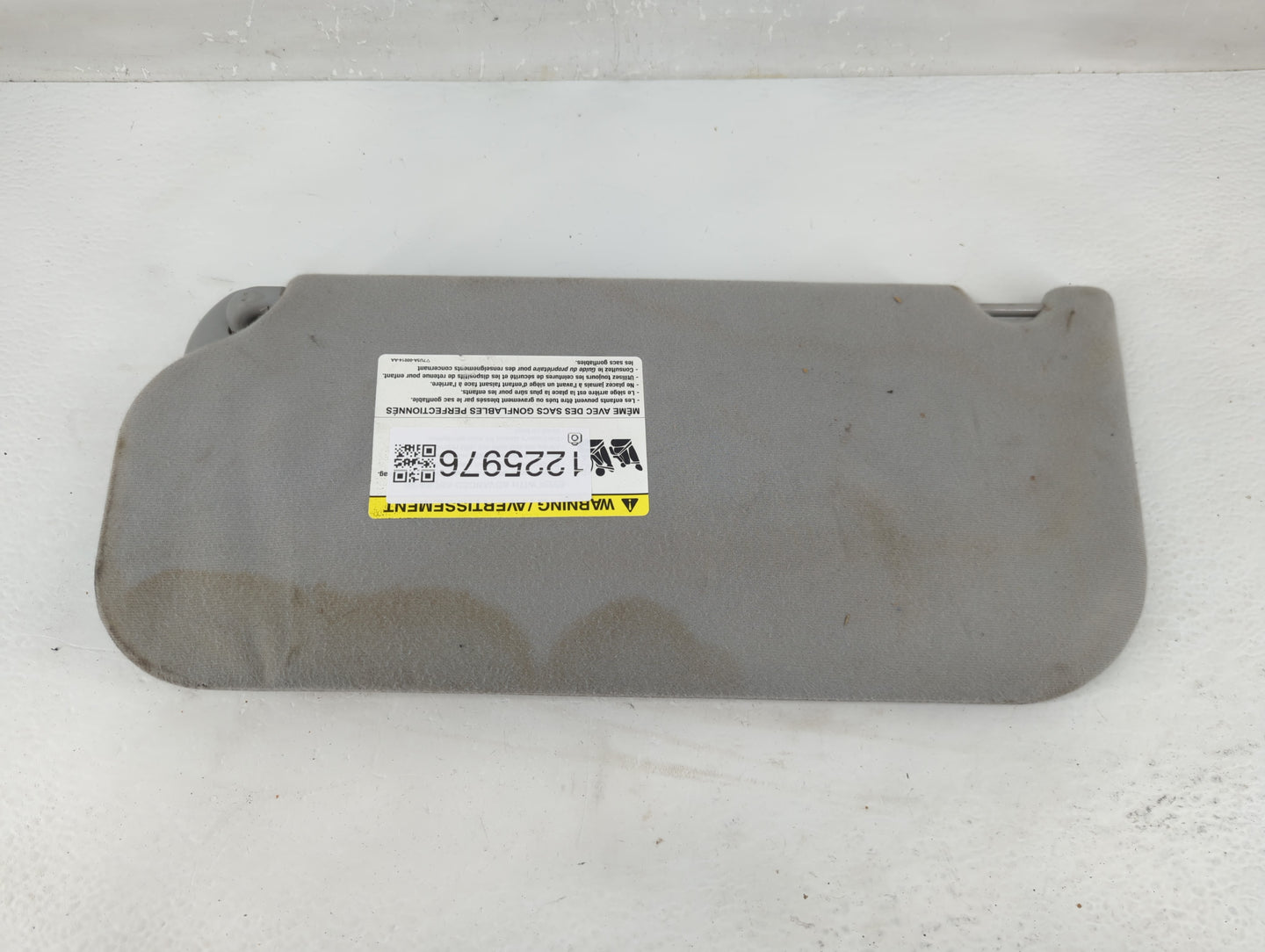 2012-2013 Ford Transit Sun Visor Shade Replacement Passenger Right Mirror Fits Fits 2012 2013 OEM Used Auto Parts - Oemuseda