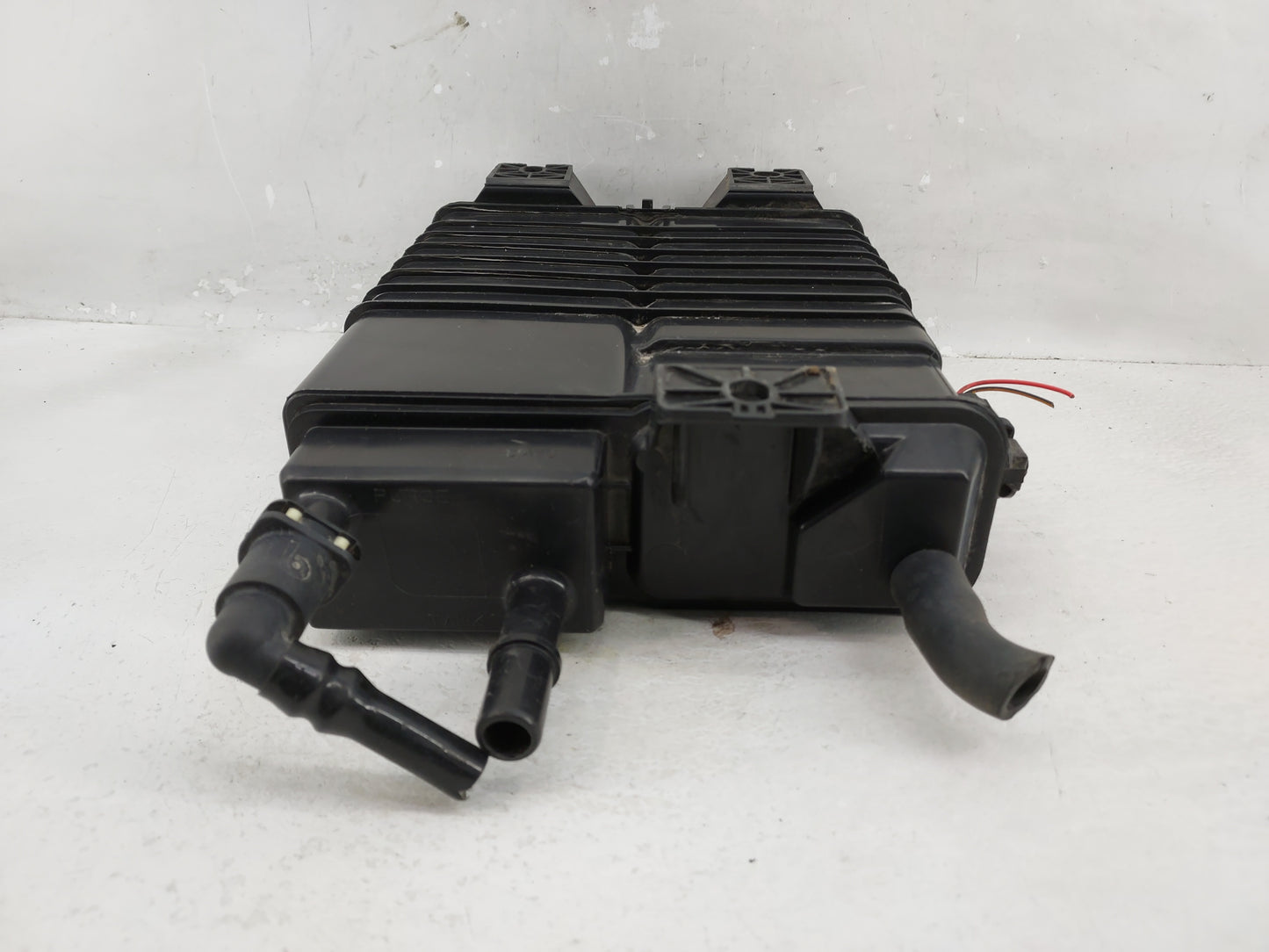 2013 Ford Transit Connect Fuel Vapor Charcoal Canister - Oemusedautoparts1.com