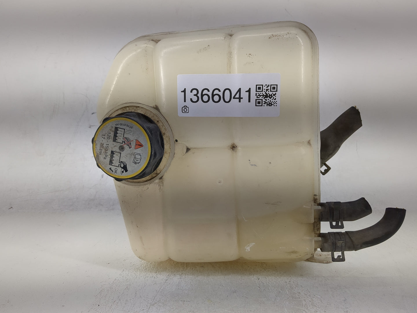 2010 Transit Connect Radiator Coolant Overflow Expansion Tank Bottle - Oemusedautoparts1.com